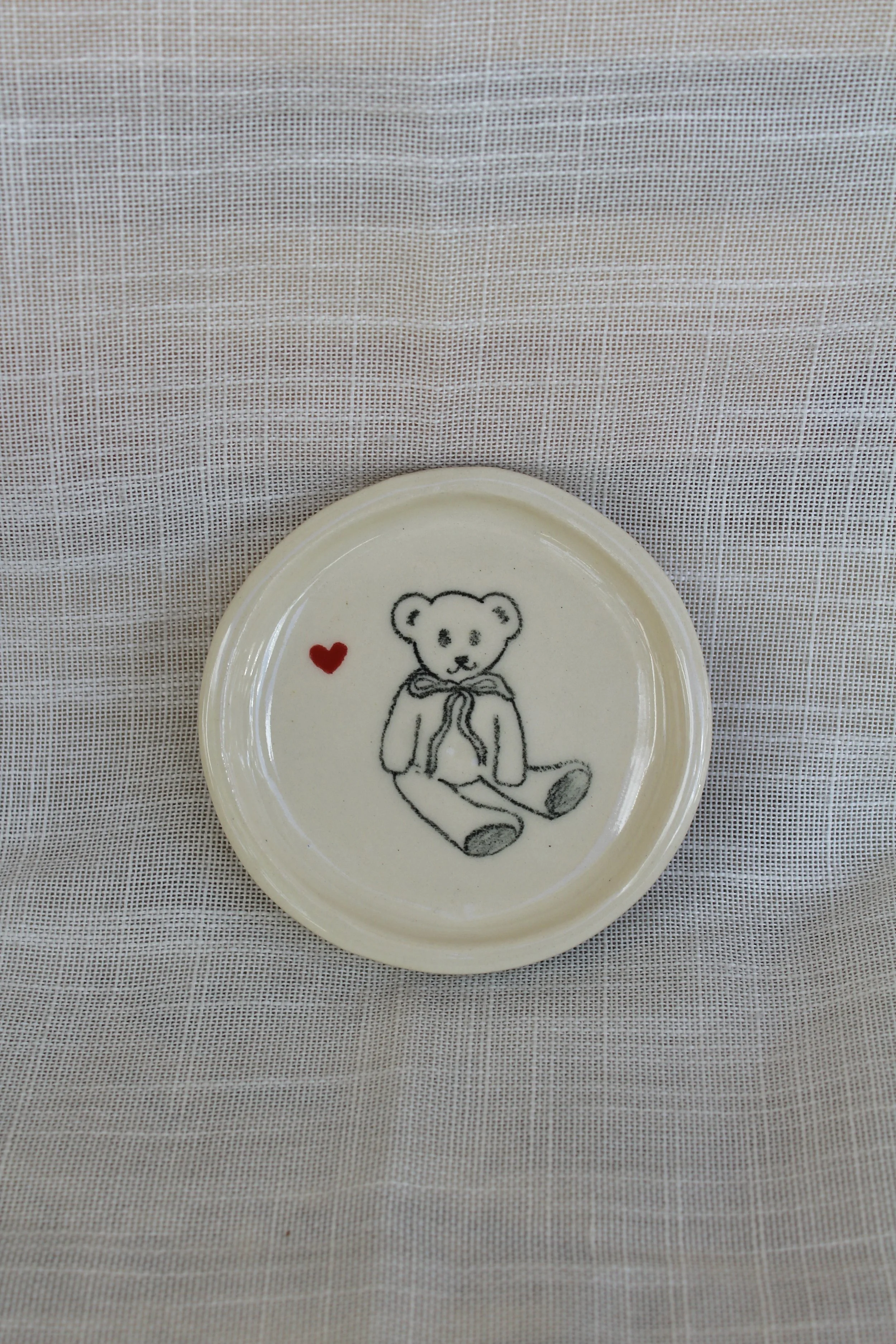 small bear dish 2.jpg