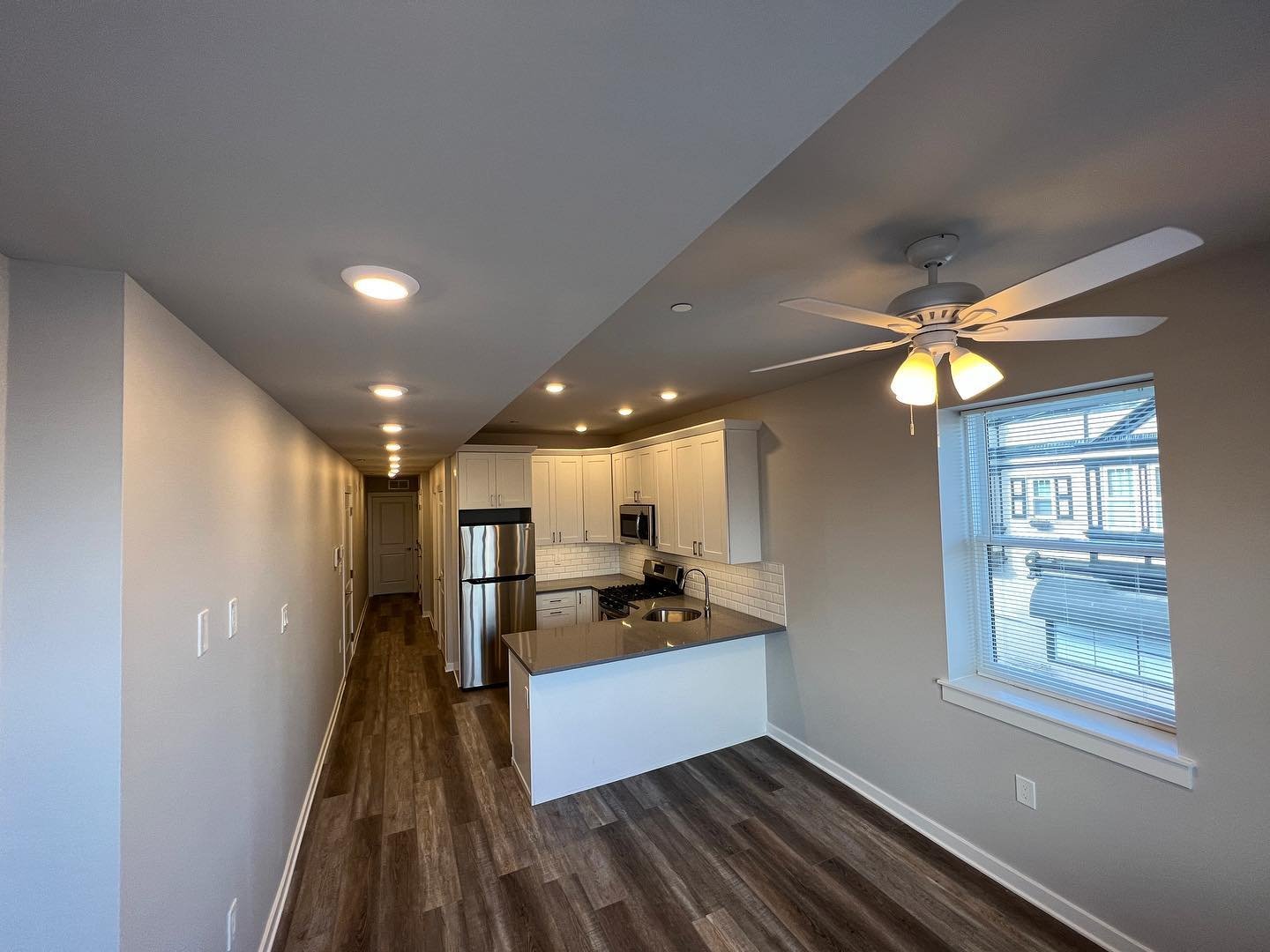 New construction ⚡️💡⚠️ 

&bull; Overhead recessed lighting
&bull; Wall mount TV outlets
&bull; Smart home internet wiring
&bull; Motion sensor closet lighting

#southphilly #electrician #newconstruction #electricalwiring