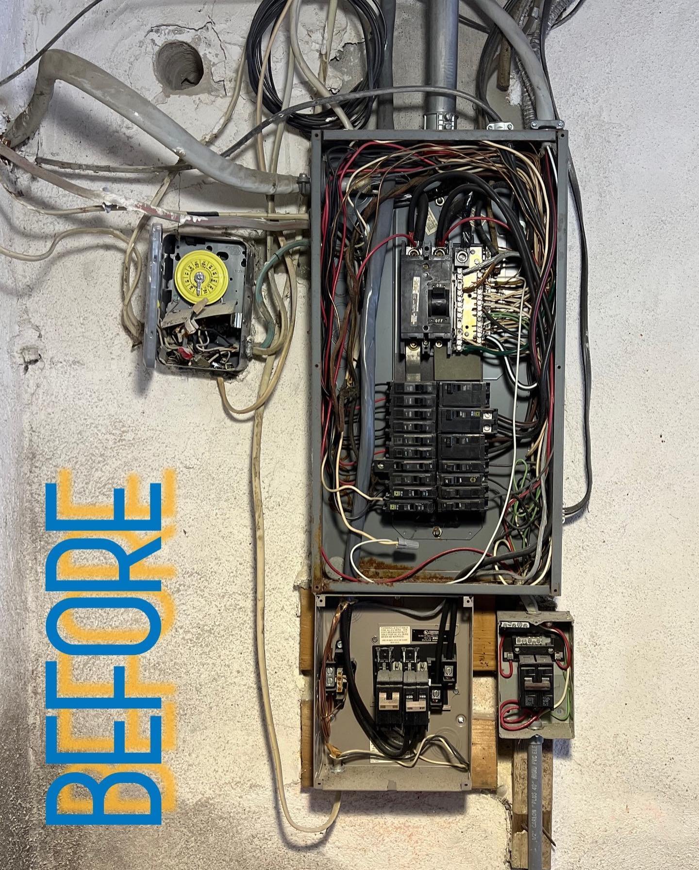 UPGRADE‼️ here is a 200 amp service we installed this week to upgrade a 50 year old existing service, plus a brand new electric vehicle charger

#electrician #residential #evcharger #commerical #delco #mediapa #upgrade #philadelphia #mainline