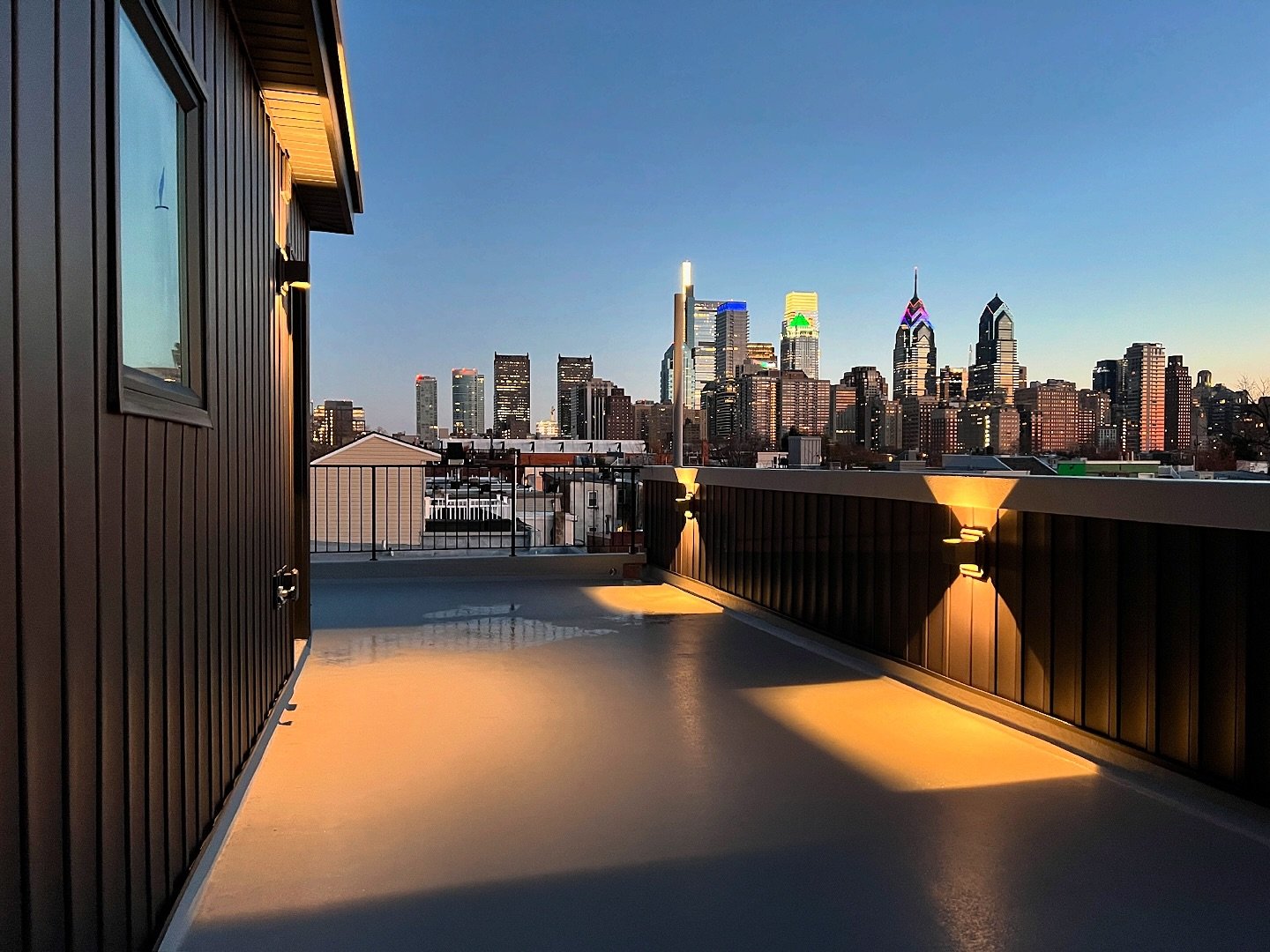 Entertain in style with rooftop deck lighting 

#phillyelectrician #rooftop #accentlighting