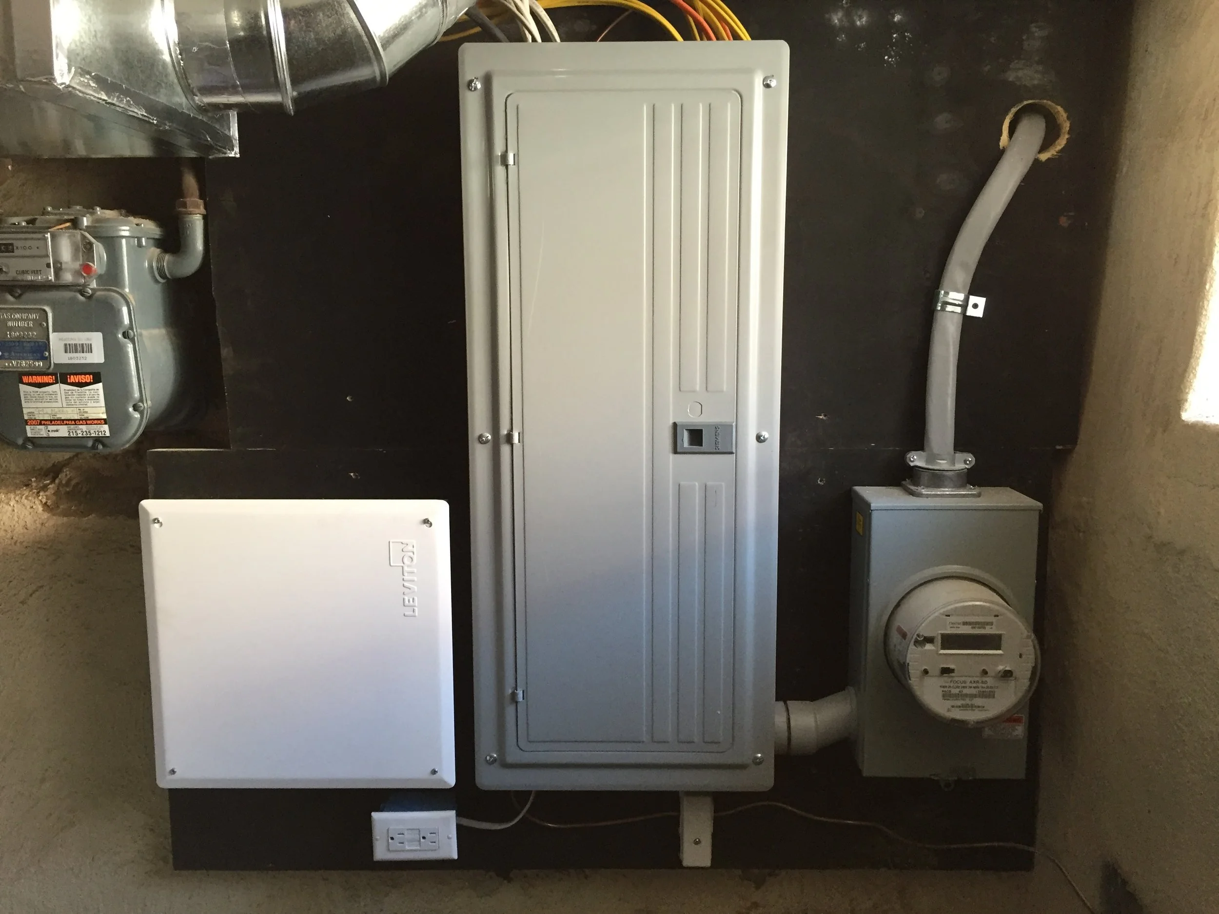 200 amp electrical panel upgrade installed by Weinstein Electric