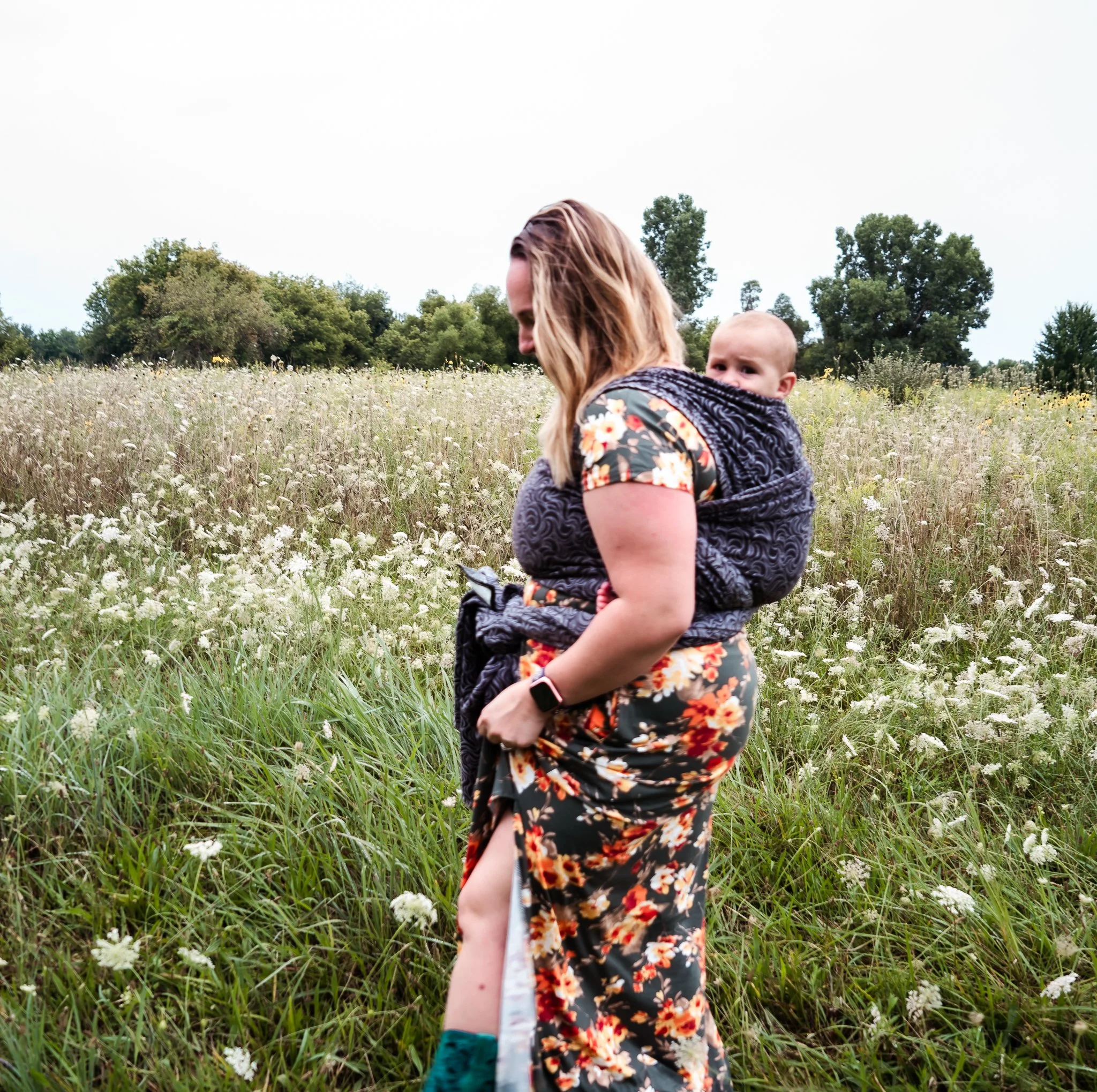 Michigan birthkeeper, Michigan doula, baby wearing, woven wrap, wildflowers, wild pregnancy, free birth, home birth