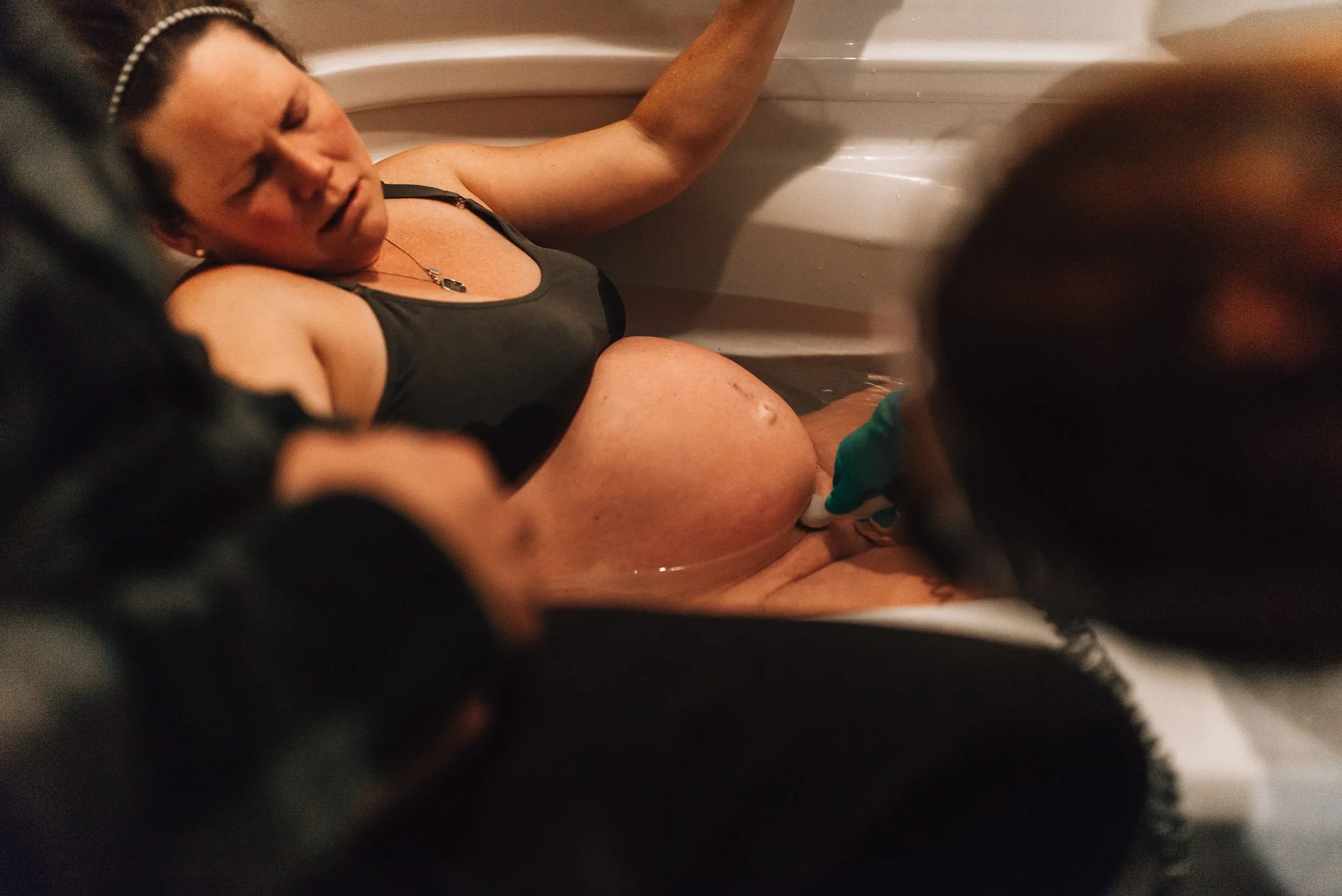 holistic birth doula, Michigan birthkeeper, birth services, childbirth education, free birth