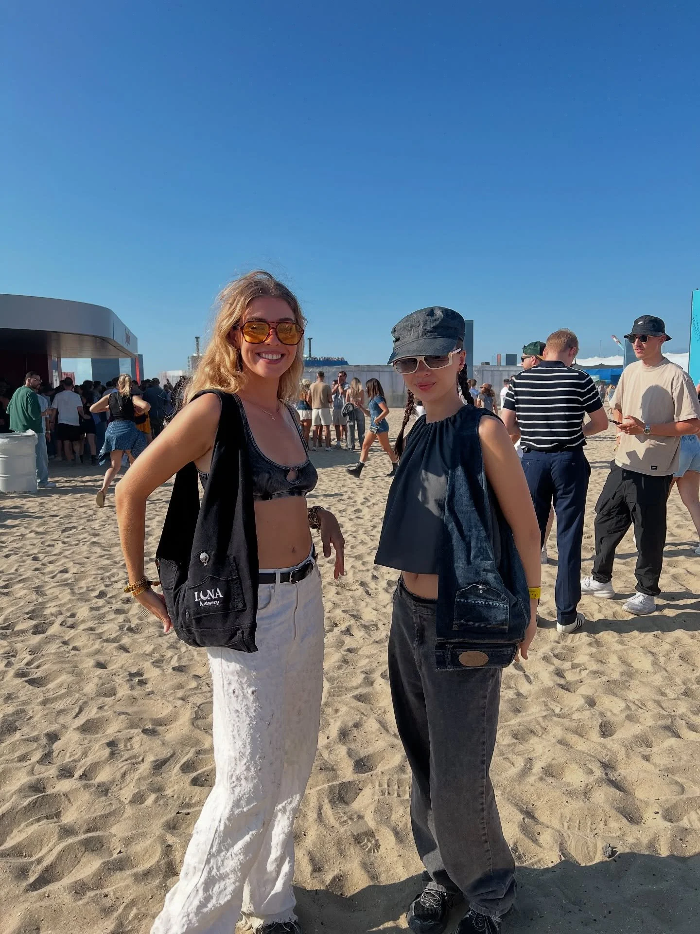 Denim Dancers @wecandancefest 💙

#lunaantwerp #wecandance #wecandancefest #denimdancers
