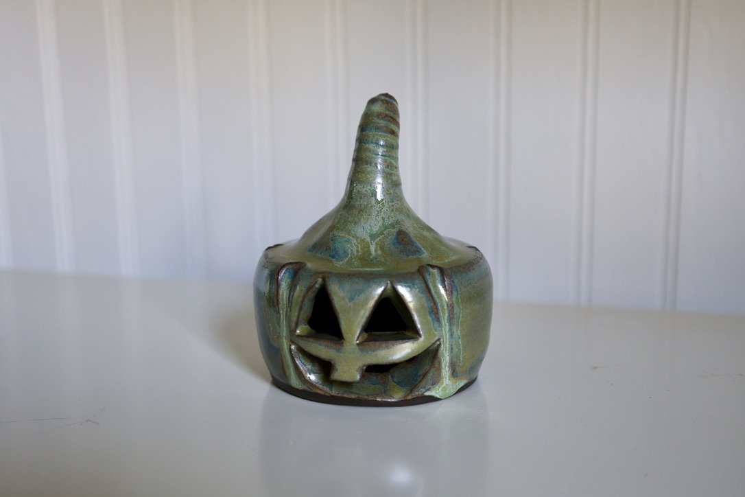 Green Tea Pumpkin Luminary — Small I