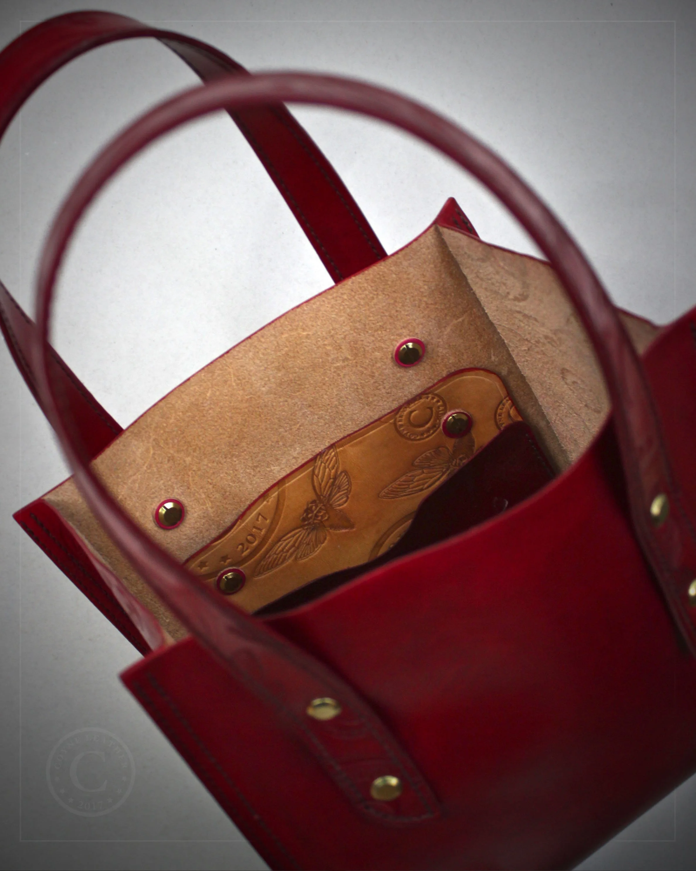 RedTote_detail.jpg