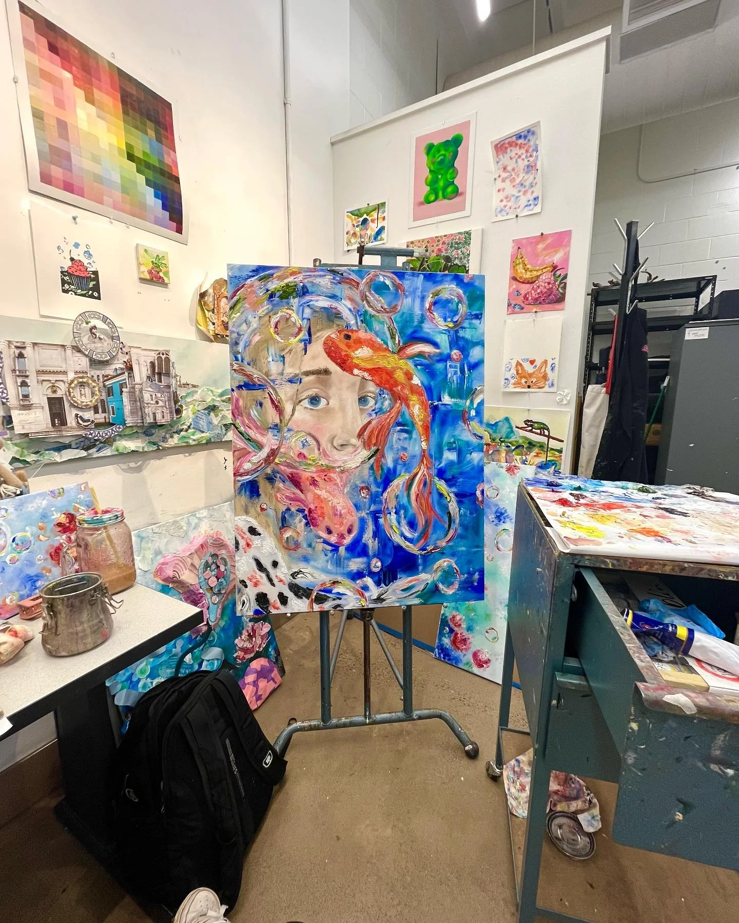 🖍️🧚&zwj;♂️🎨

#artstudio #studiospace #artmajor #arteducation #bfashow #sunyoswego #collegeartist #happycraftsbyhailee #artist