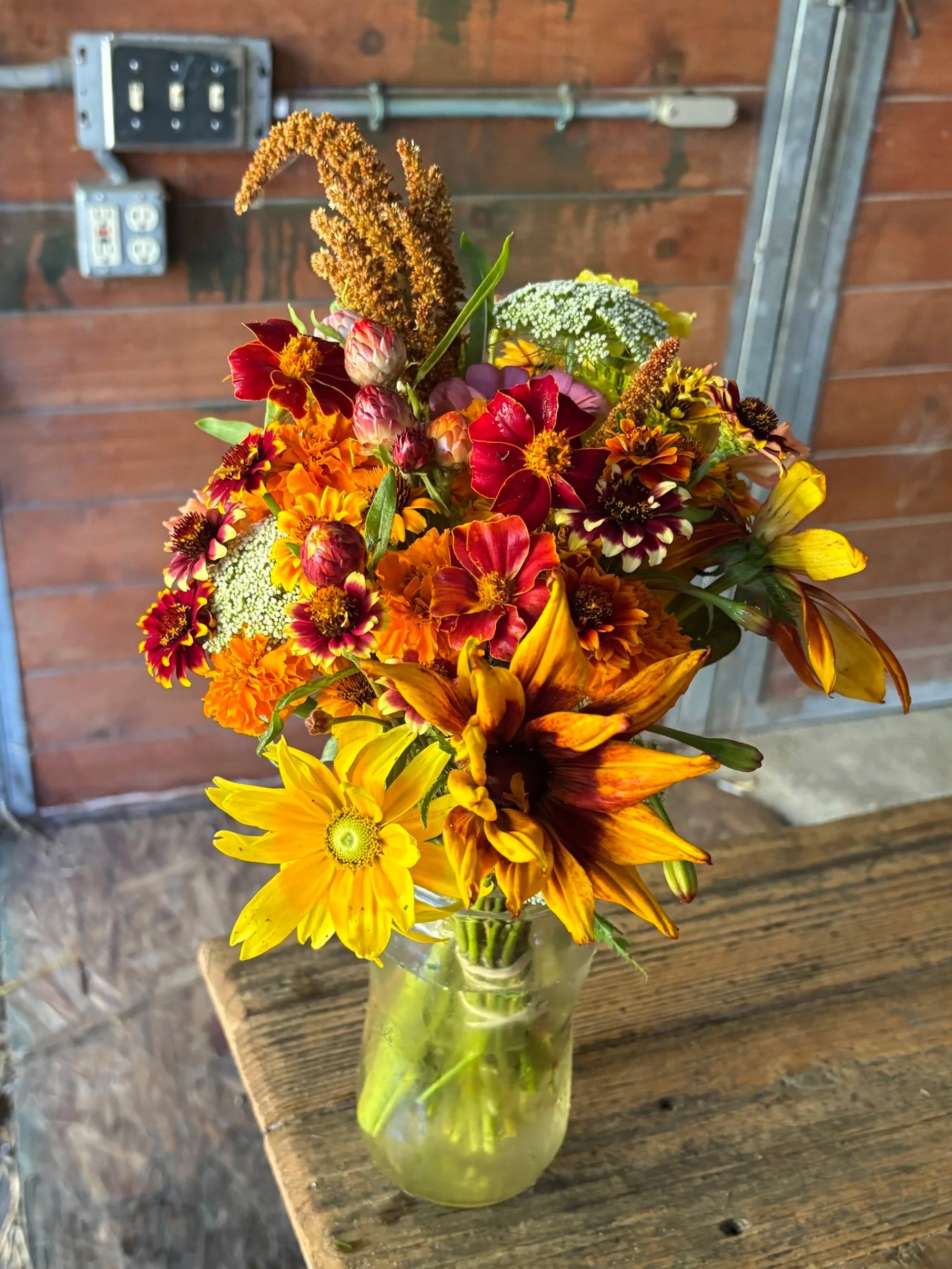 Small Weekly Bouquet