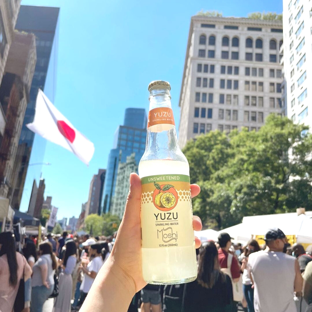 Yuzu sparkling drink by Moshi