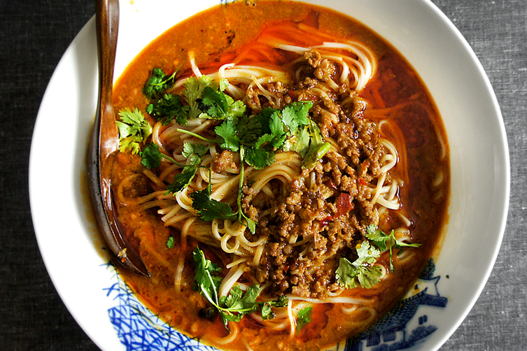 374a27ac-65d2-4b9c-8c3f-650814727c8d--dandan-noodle-featured-header-e1361263006371.png