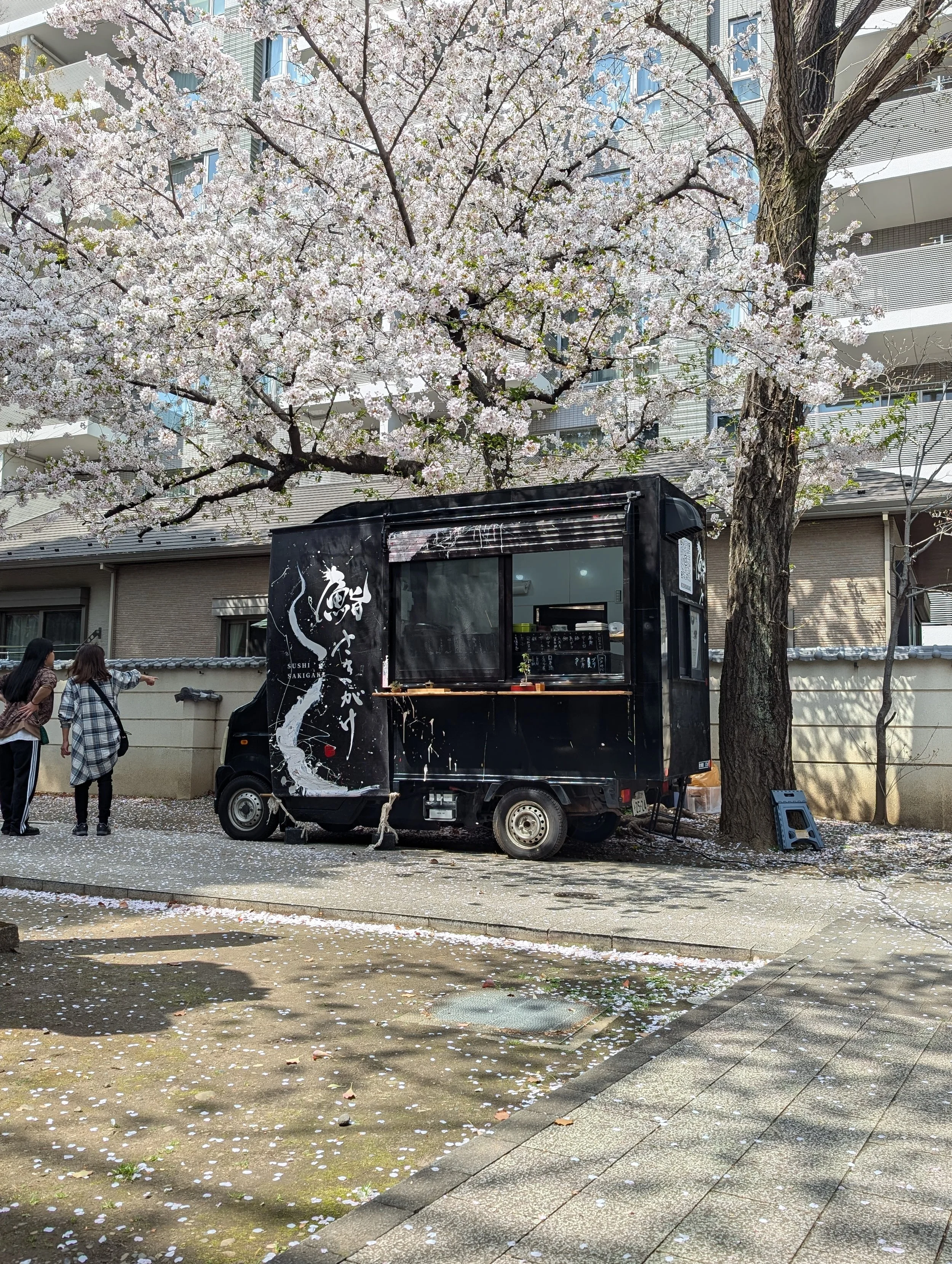 外観1_鮨_さきがけ.jpg