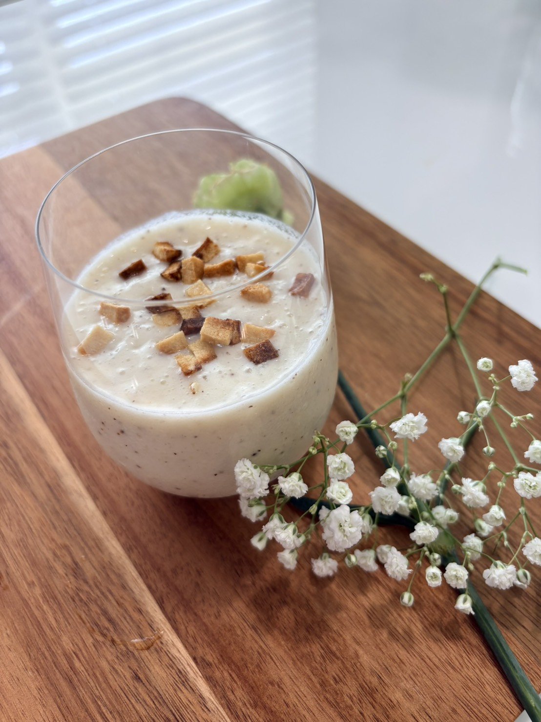 Tofu Cube Granola by Herment