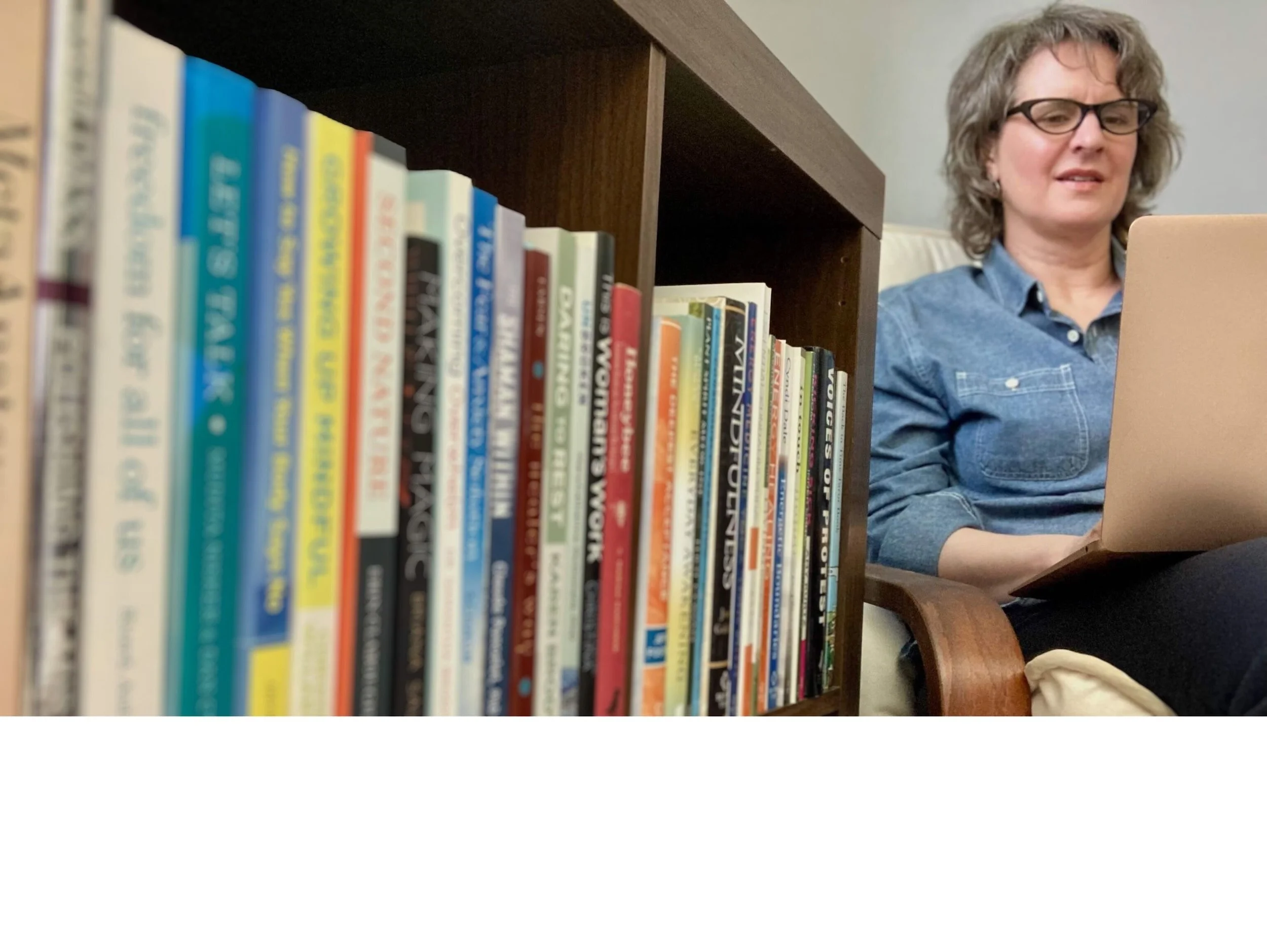 About Me — Amy Rost | Booksmith