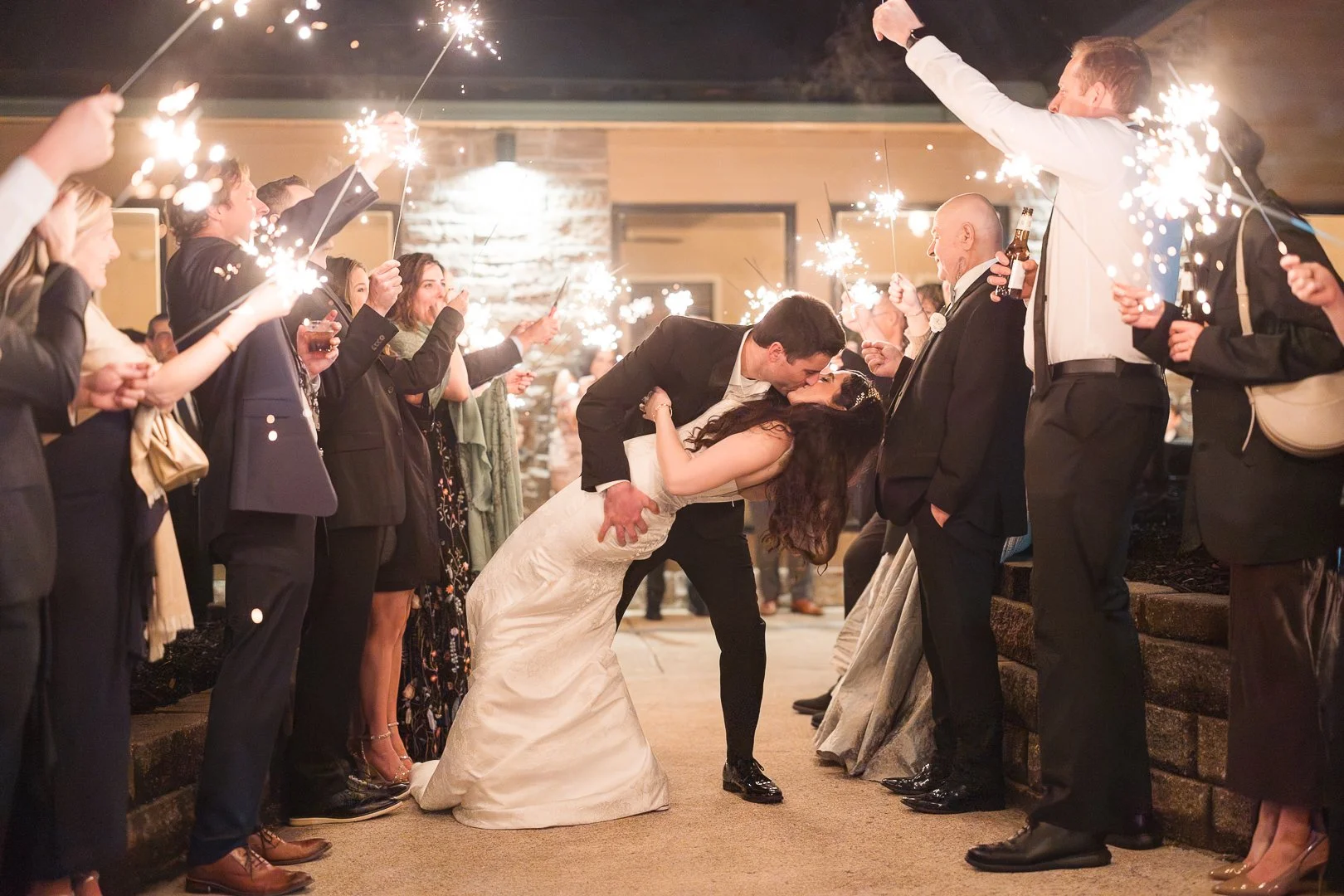 Nancy &amp; Denton’s Stonegate Glass Chapel Wedding