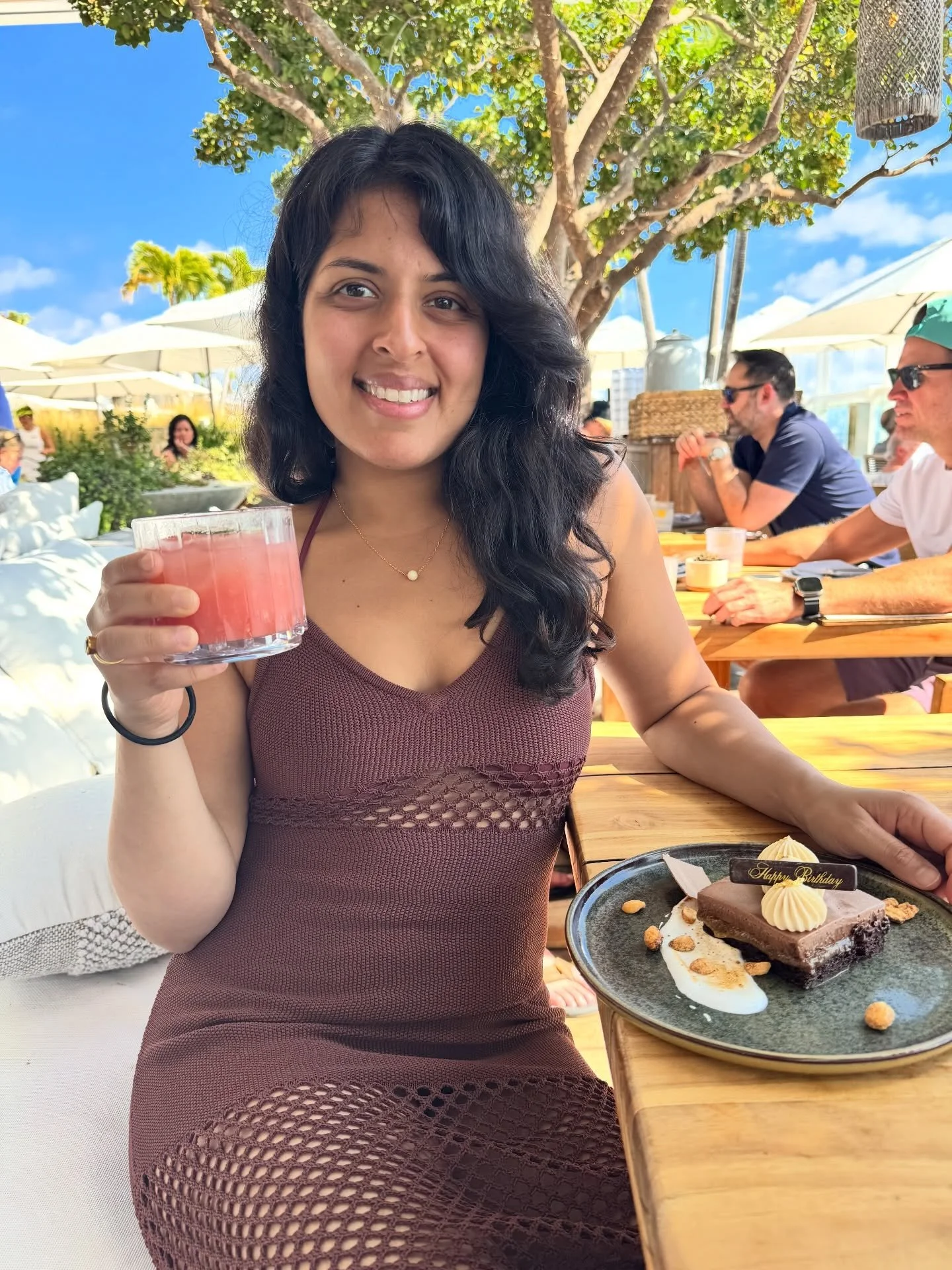 Celebrating 30-something years around the sun 🌞

Saw an old patient at the gate and it warmed my heart, thank you for being my mom community that I so badly needed when Lulu was born. She said I saw you were in Miami! I send everyone to you and then