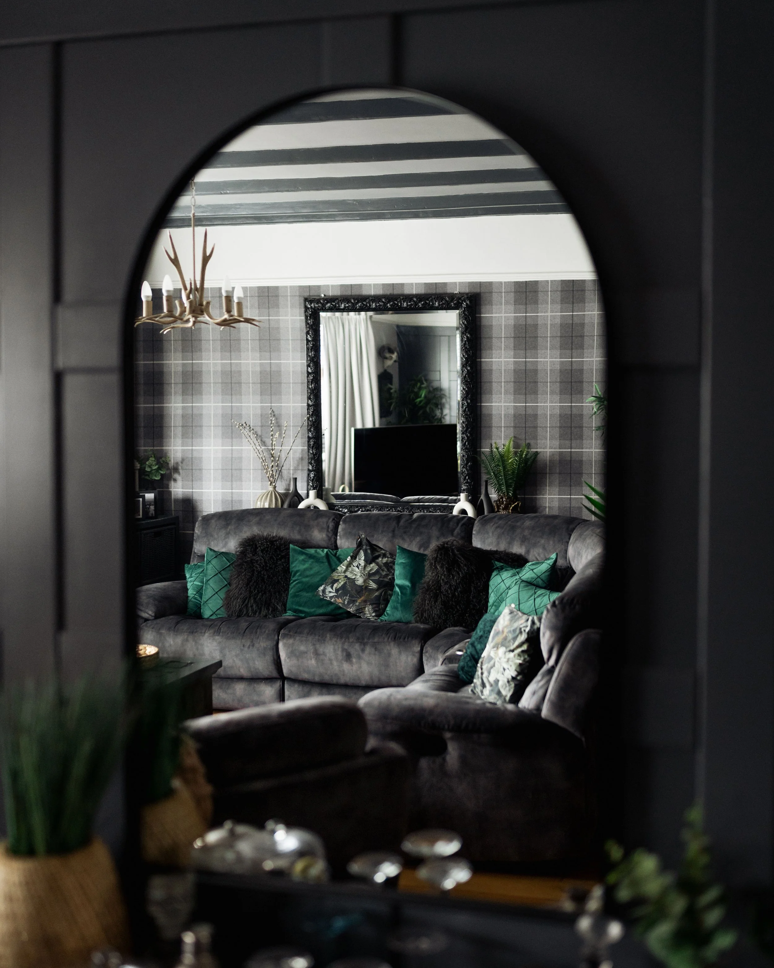 Interior property photography for restaurants, bars, pubs, estate agents, airbnb, holiday rentals interior designers in Southampton, Hampshire and London.