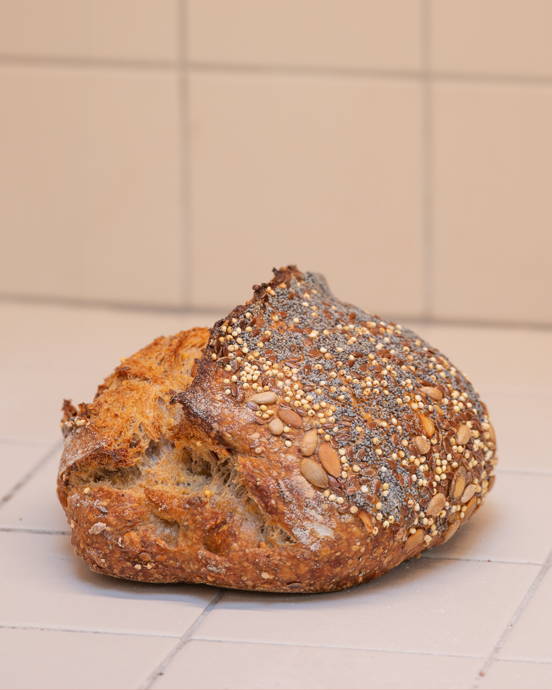 PAIN AUX GRAINES 1.png