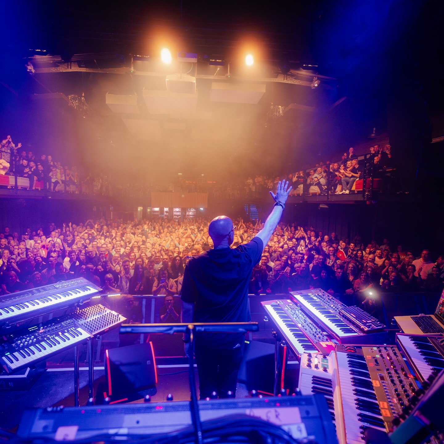 What a night in GDAŃSK! 🔥 Our final show in Poland was SOLD OUT &ndash; and what an unforgettable ending to an incredible journey 🇵🇱💫
From KRAK&Oacute;W to WARSZAWA, and finally GDAŃSK, I felt so much love, energy, and connection from all of you.