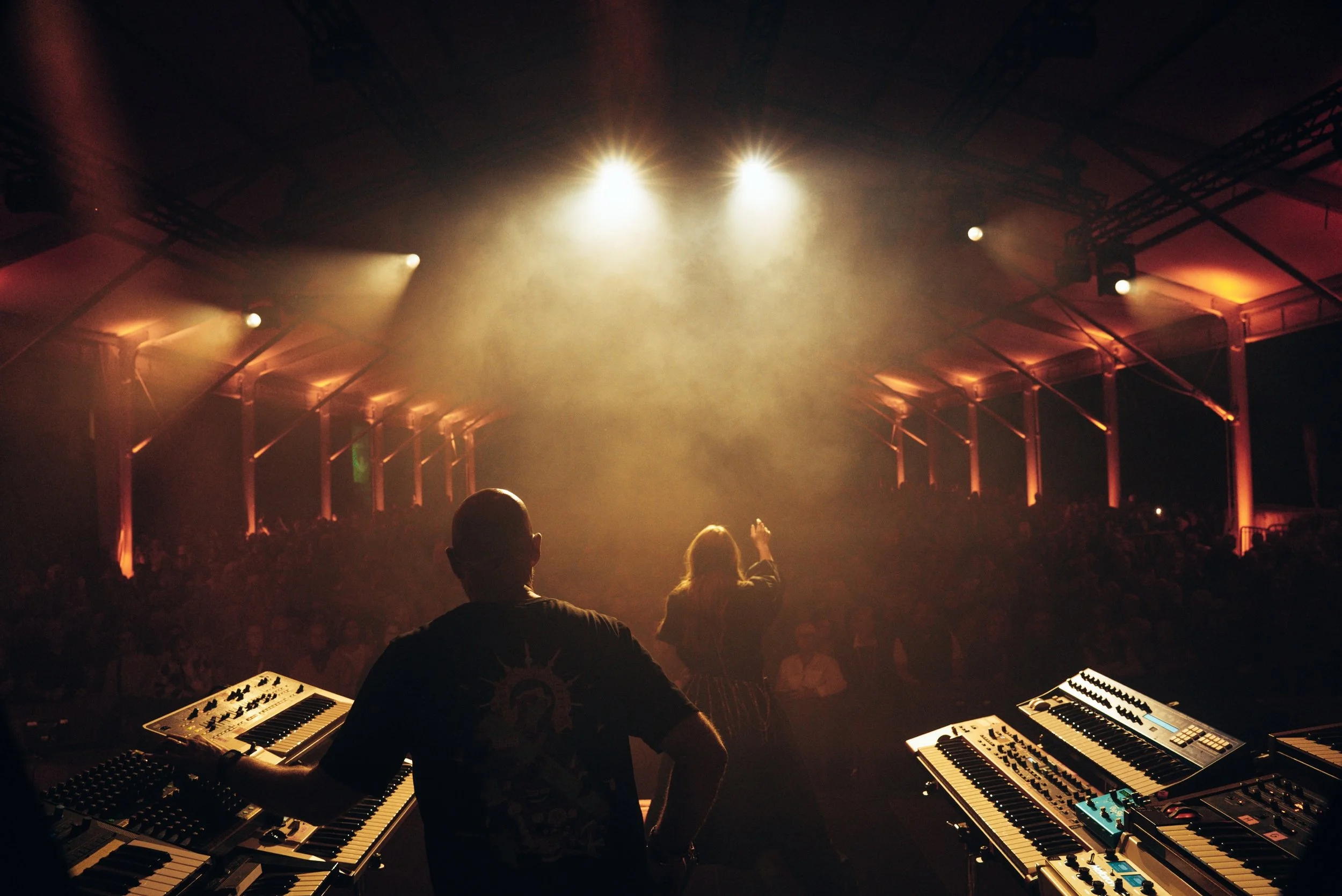 🌅 &bdquo;Sommerklang&ldquo; on Mainau Island 🌿

One last open air for this year &ndash; and what a way to close it: the breathtakingly beautiful island of Mainau on Lake Constance, glorious weather, and an audience that carried the whole evening. ?