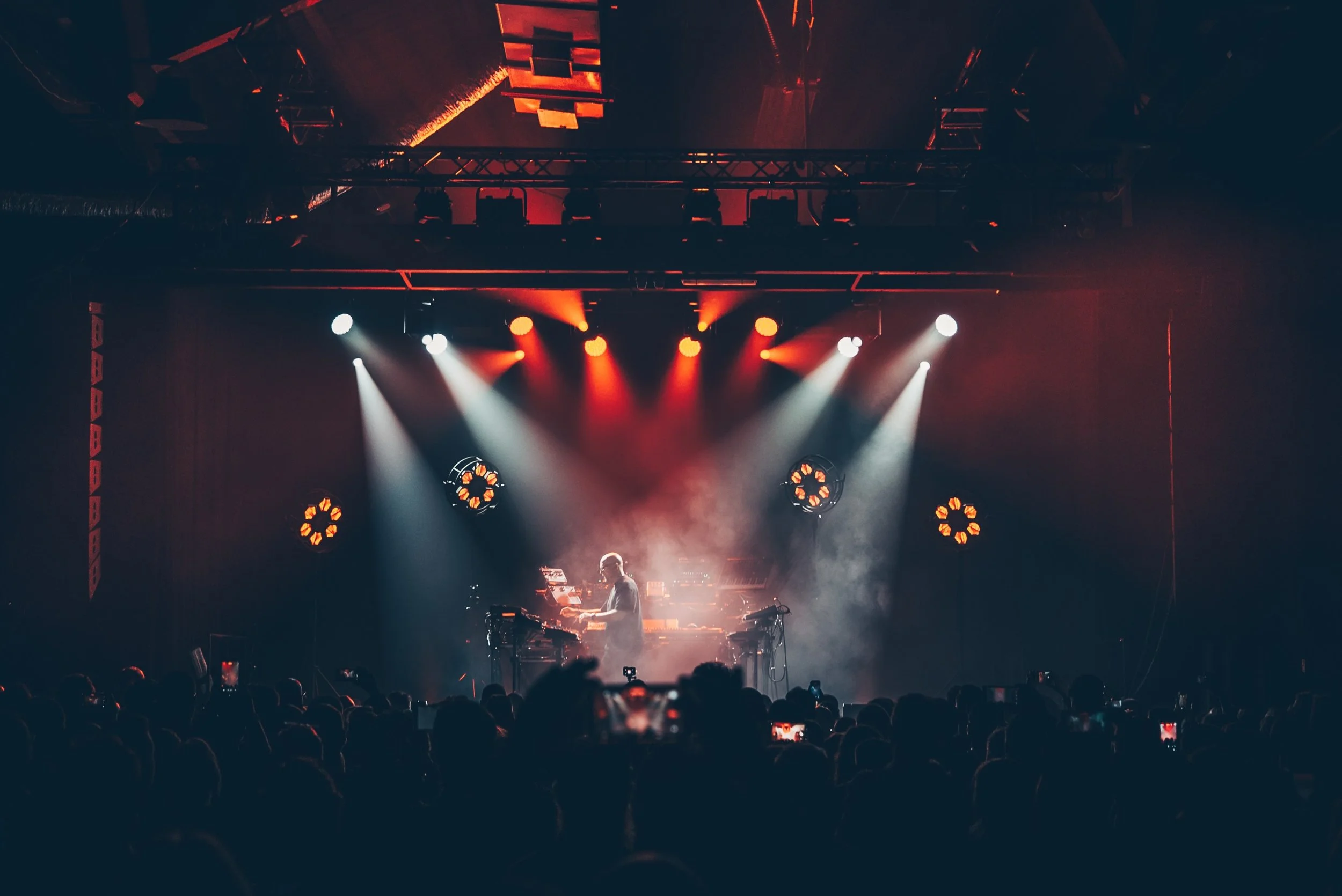 🙏 Thank you, Wrocław! ✨

My very first time performing in your iconic city &mdash; and what a way to arrive. 🇵🇱🎹

Centrum Koncertowe A2 was alive from the first note. Thank you for the amazing energy you gave me last night: it came off the floor 