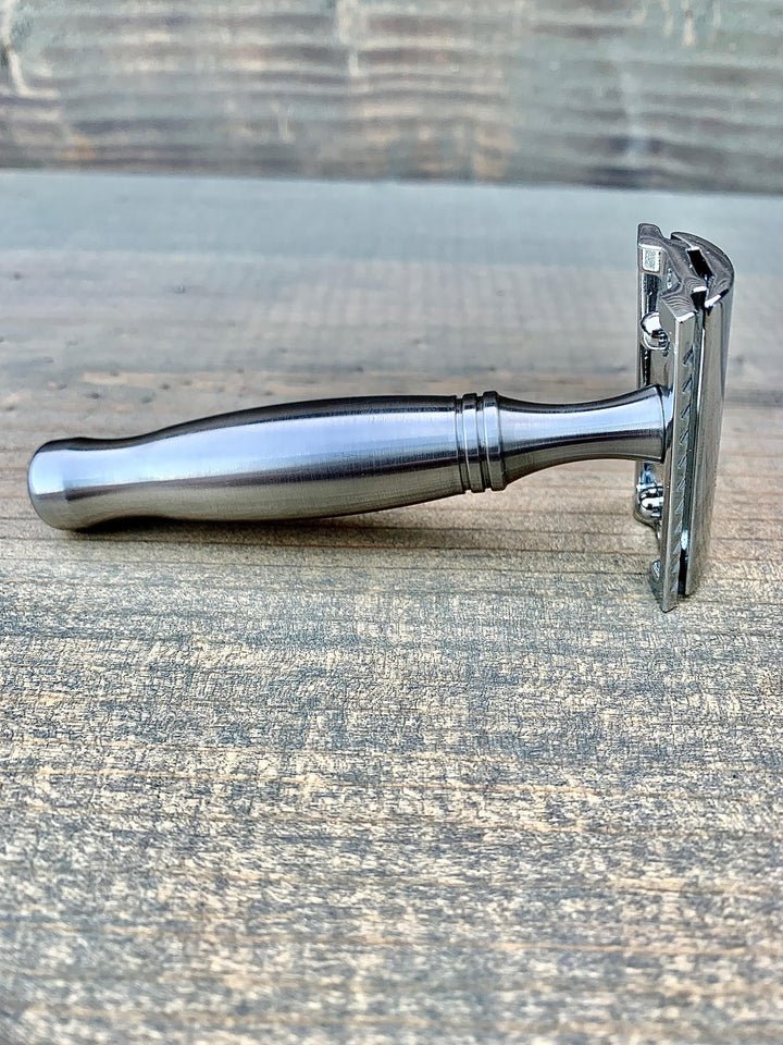 Razor - Western (razor only - side profile).jpeg