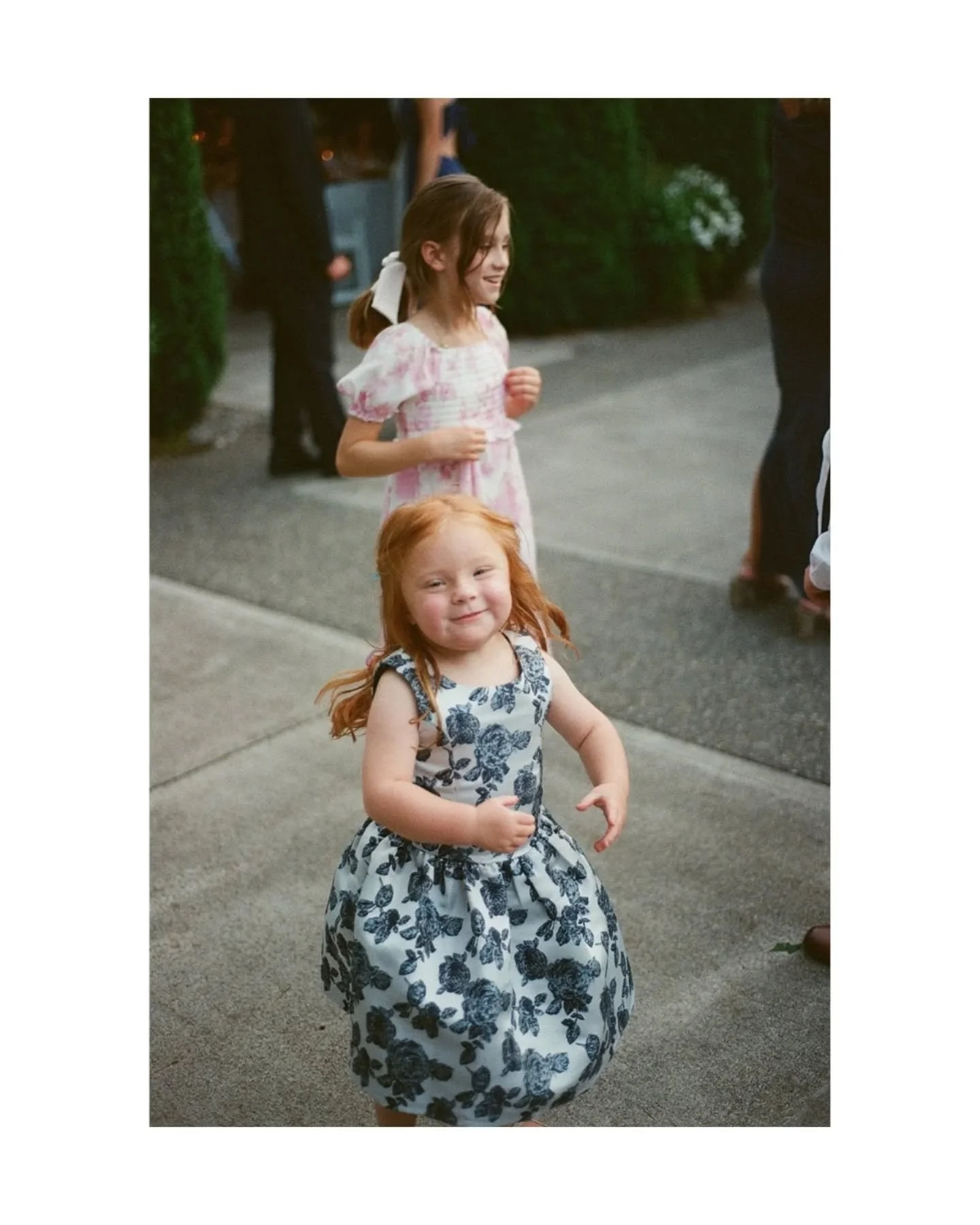 Don't feel like a pro at film and probably never will but it does feel like the purest form of truth in documentation. With digital photography there is so much temptation to edit and over edit-- a loose bra strap, flyaways, a crooked horizon.

Somed