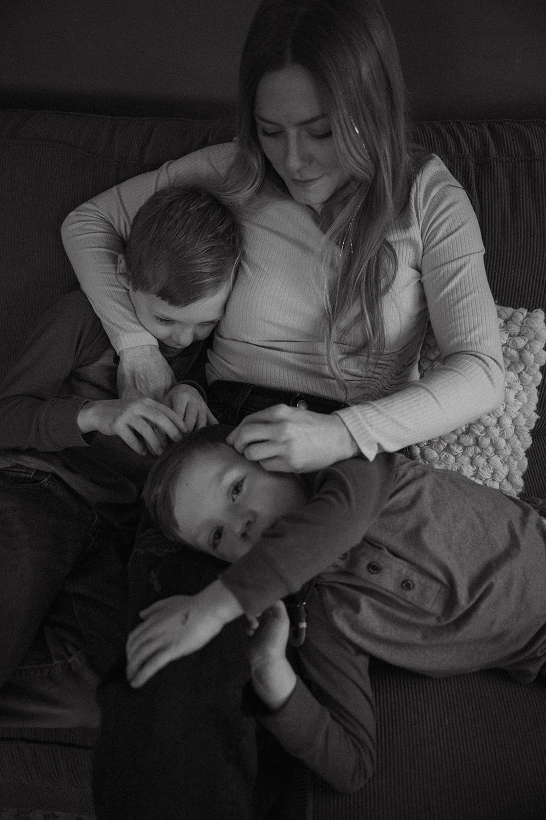 Rachel + boys - home session 2024-267.jpg