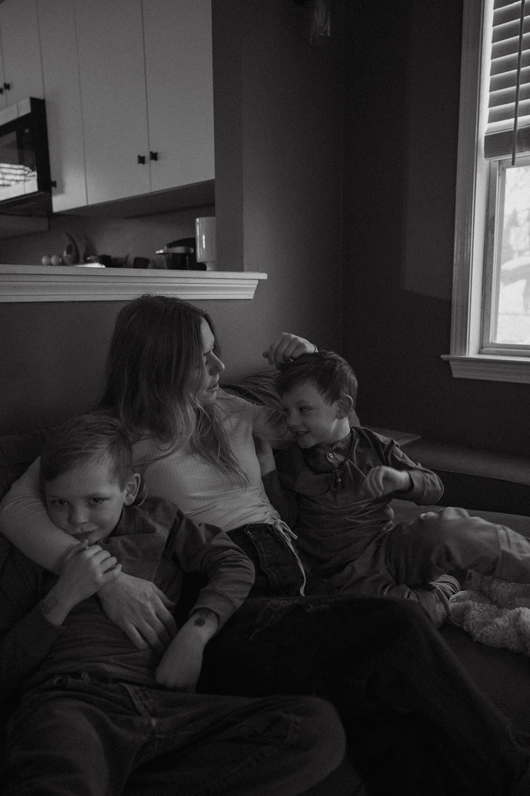 Rachel + boys - home session 2024-266.jpg