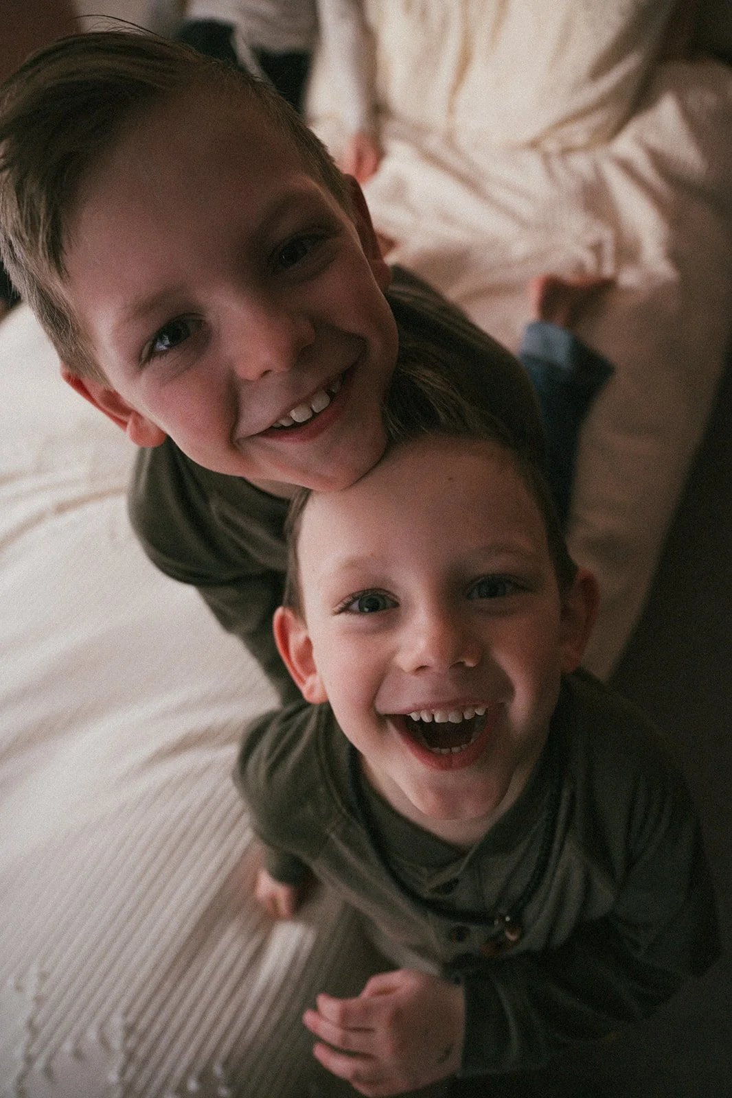 Rachel + boys - home session 2024-117.jpg