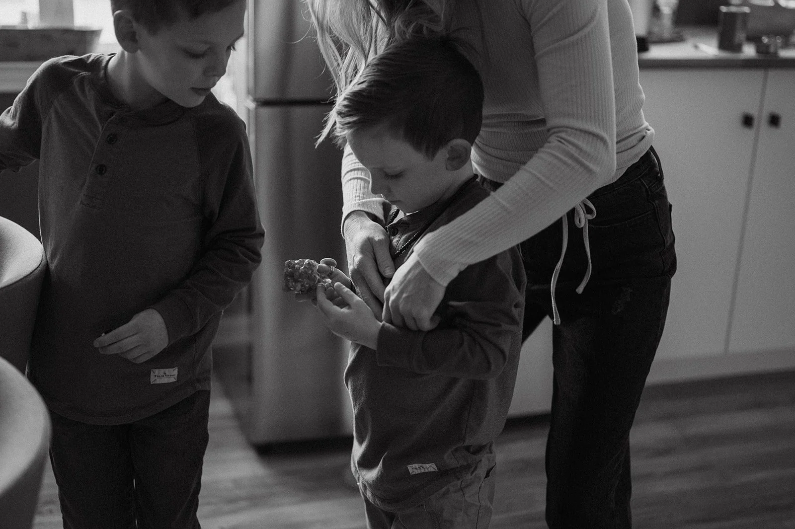 Rachel + boys - home session 2024-167.jpg