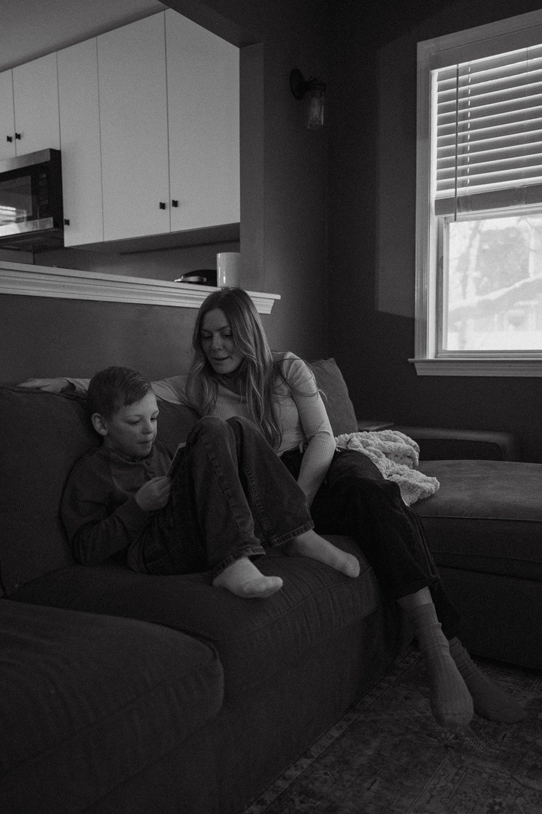 Rachel + boys - home session 2024-317.jpg