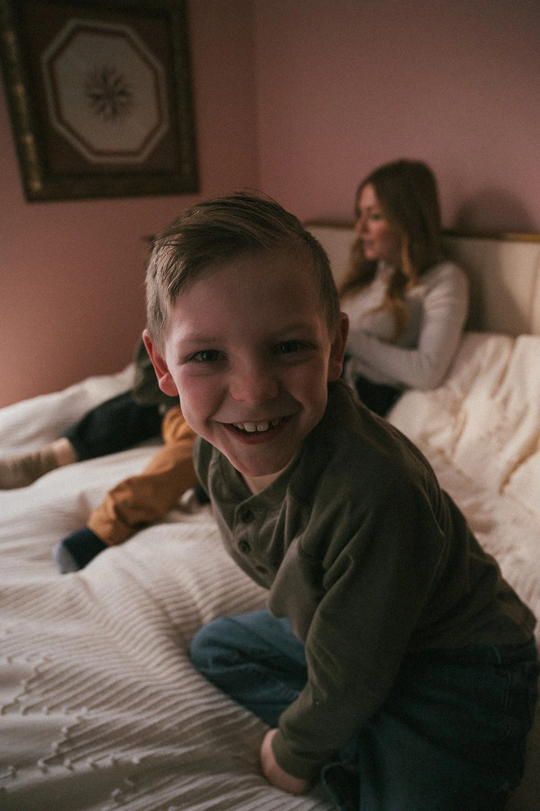 Rachel + boys - home session 2024-116.jpg