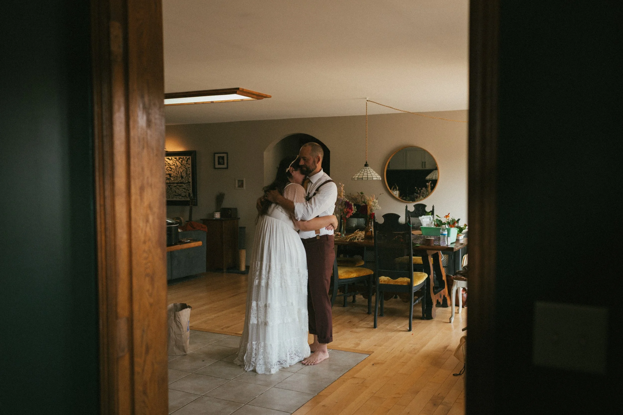 Michigan Wedding Photographer Backyard Wedding RB-212.jpg