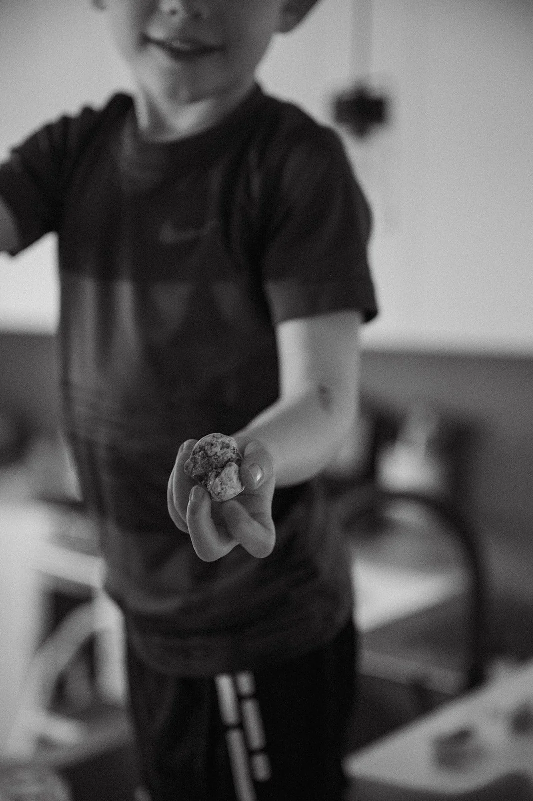 Rachel + boys - home session 2024-323.jpg