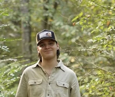 Mario Williams with Caroline Bowling and Addison Rose