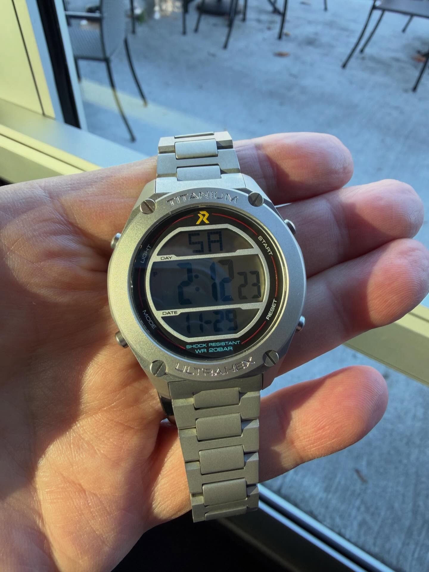 Our Thanksgiving weekend gathering with the TGN crew is always a highlight. We had a great number of people show up this year, sharing interests and connecting with old and new friends. It's been amazing to see this event grow into a special traditio