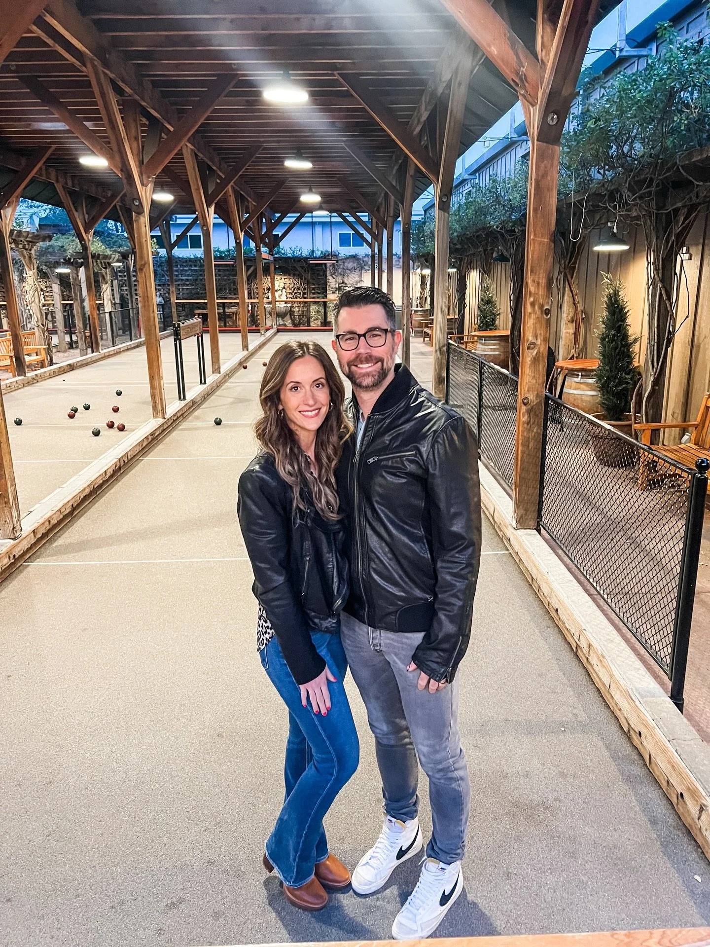 Functional nutritionist confession: my favorite date nights aren&rsquo;t fancy dinners&hellip; they&rsquo;re fresh air, movement, and a little healthy competition. 💛 
What&rsquo;s your favorite non-dinner date idea?