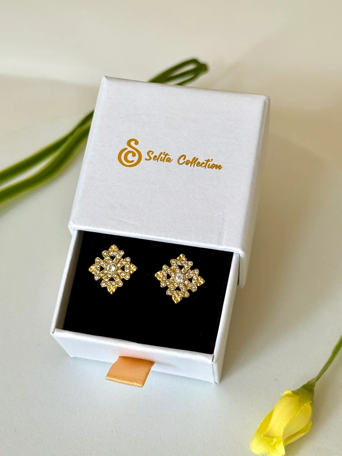 ENKU | እንቁ Meskel Mini Earrings