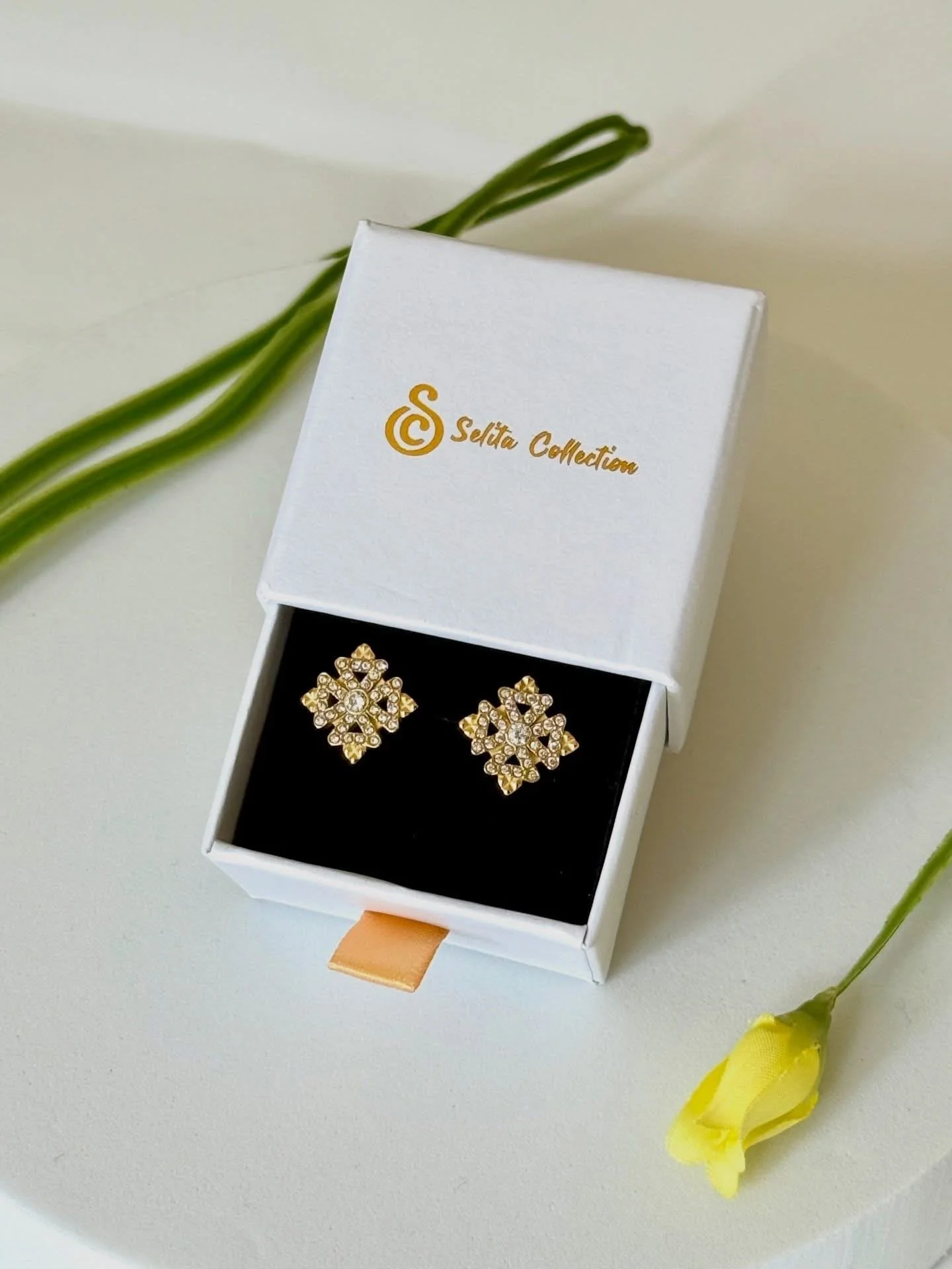 ENKU | እንቁ Meskel Mini Earrings