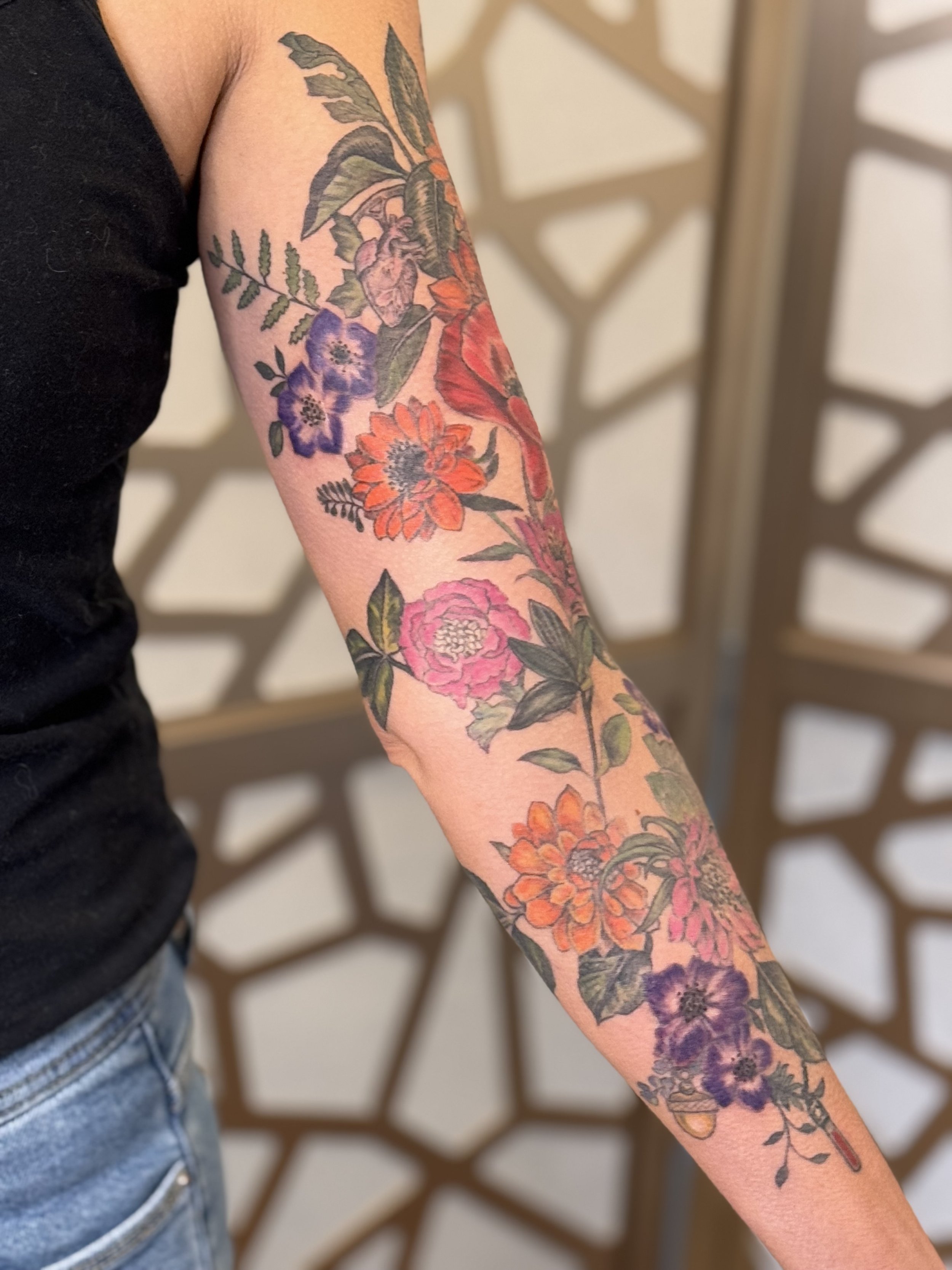 Hidden mysteries Full color botanical sleeve