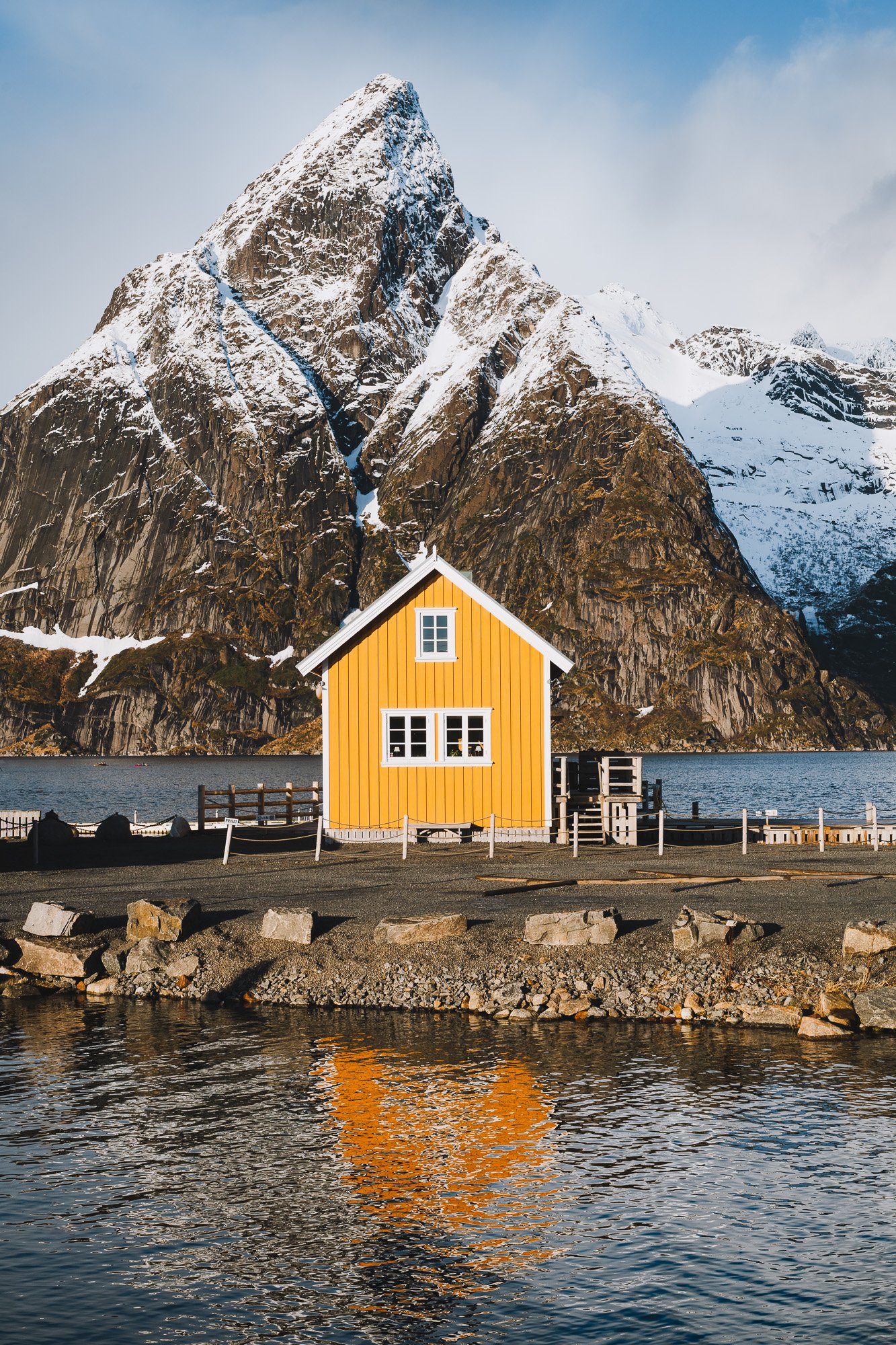 Jaune