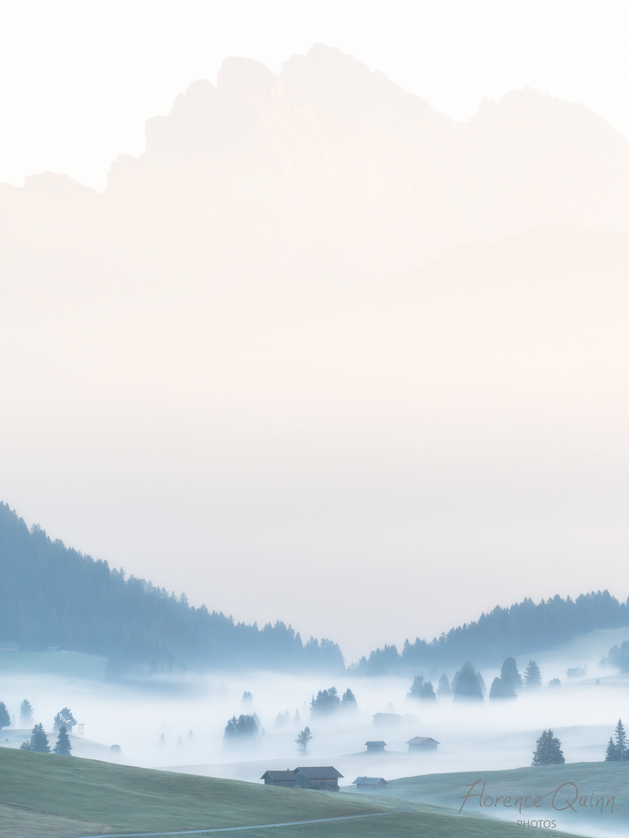 La montagne se dessine. Alpe di Siusi