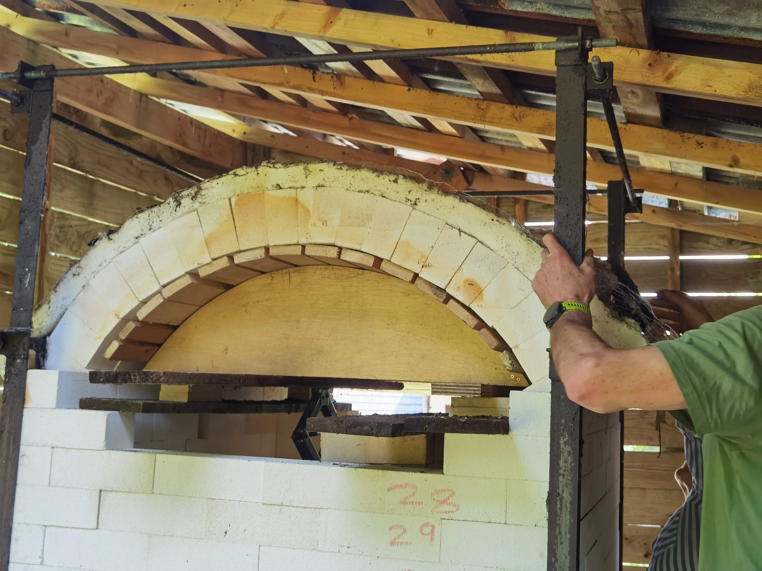 Disassembling donor kiln in Oban, 2021, who became Angus Agus Agnes kiln.