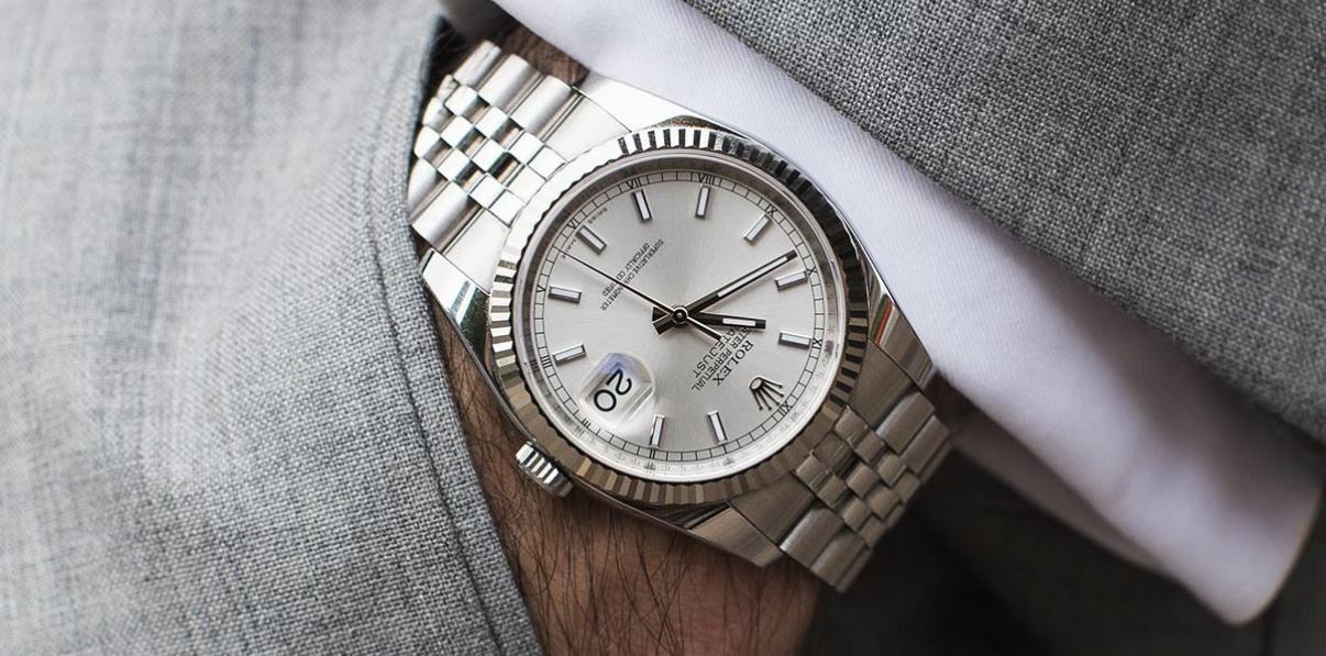 How to Set and Wind a Rolex Datejust Correctly (Step-by-Step Guide)