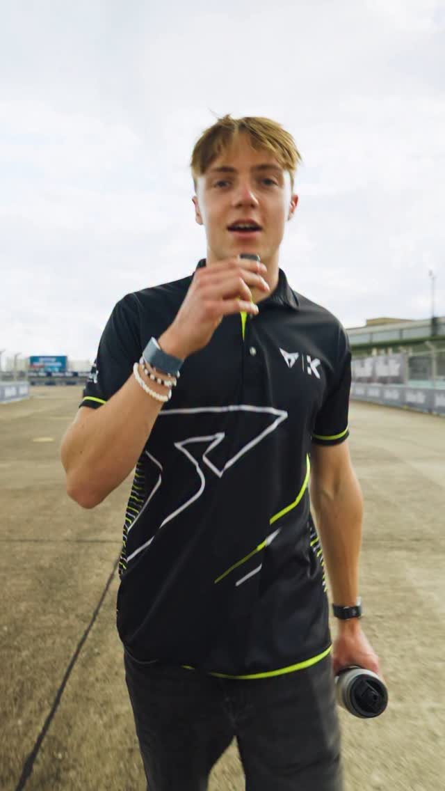 Ready to jump into action, @callumvoisin prepares for some Gen3 Evo action. ⚡️
#BerlinEPrix #FormulaE #CUPRAKIRO #KiroRaceCo #Motorsport #Racing