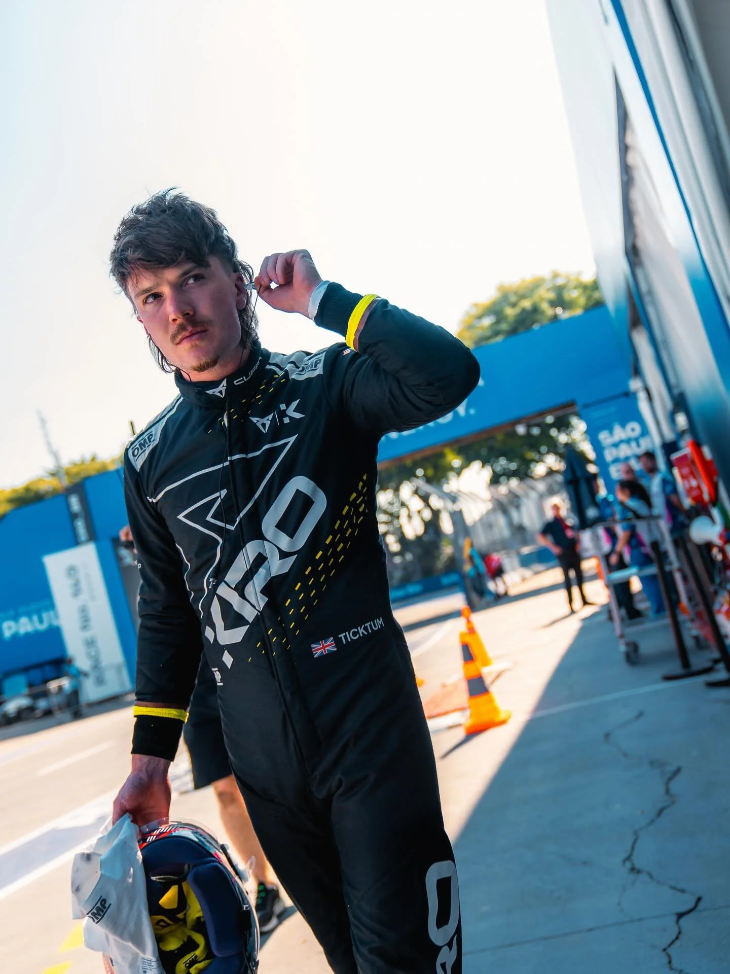 Today was character building. Too much character, honestly. Can it be Mexico already please? 

#FormulaE #CUPRAKIRO #KiroRaceCo #Motorsport #Racing