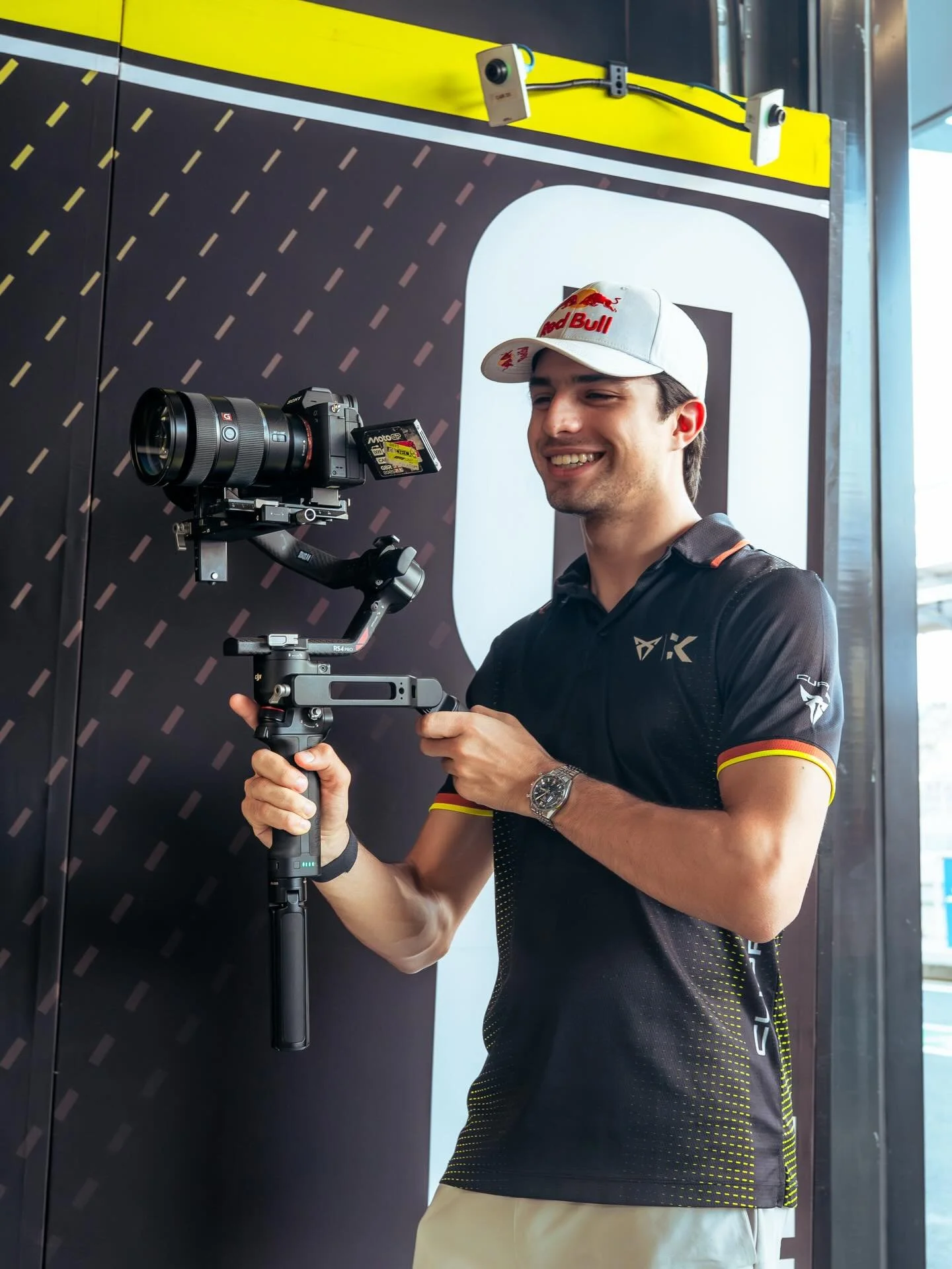 New videographer looks familiar 🎥