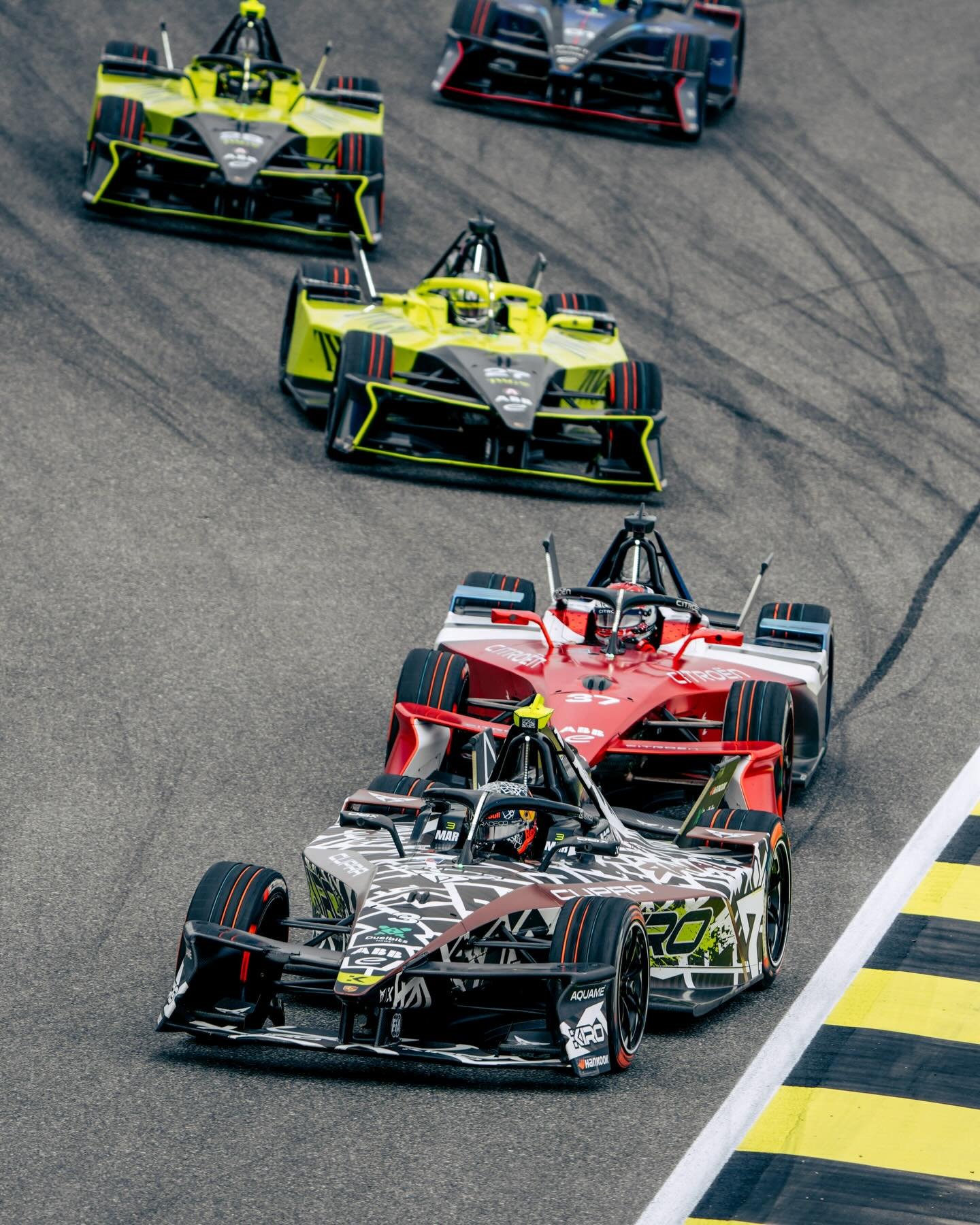 Pepe Mart&iacute; leading his home race. That&rsquo;s it. That&rsquo;s the post. 🇪🇸