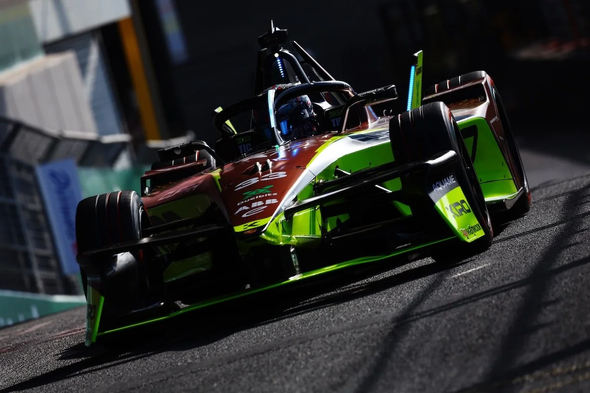CUPRA KIRO shows podium pace in London