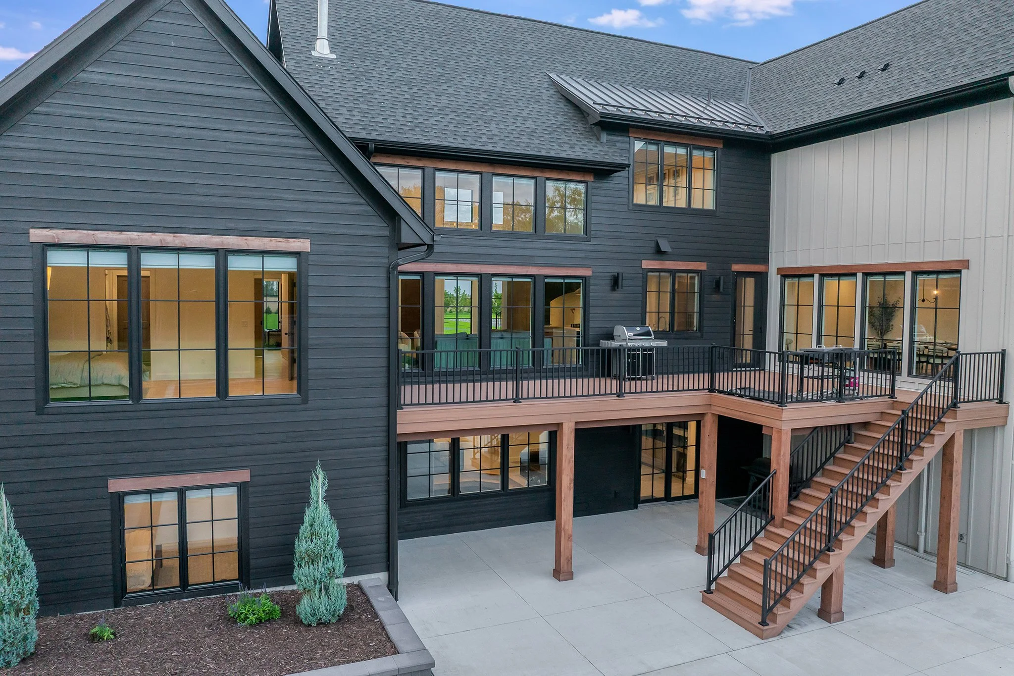 50907 Birch Bluff North Mankato MN-20 rt.jpg